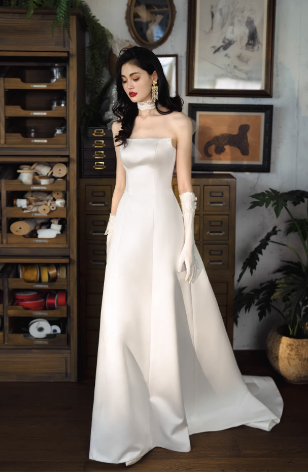 Váy cưới satin cổ ngang form A thanh lịch_I17