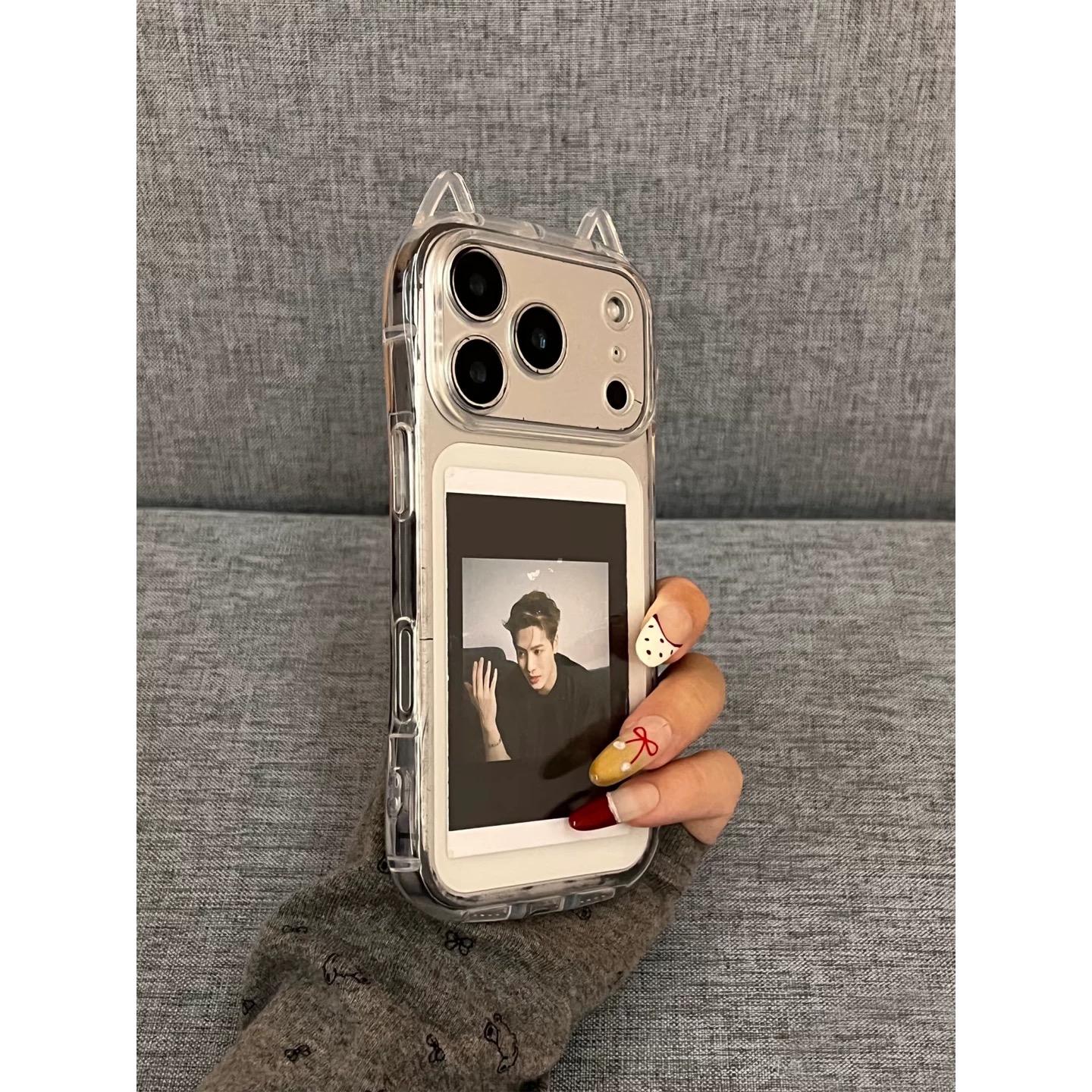 Ốp lưng tai mèo kèm khung ảnh_O104 (Tất cả các dòng Iphone)