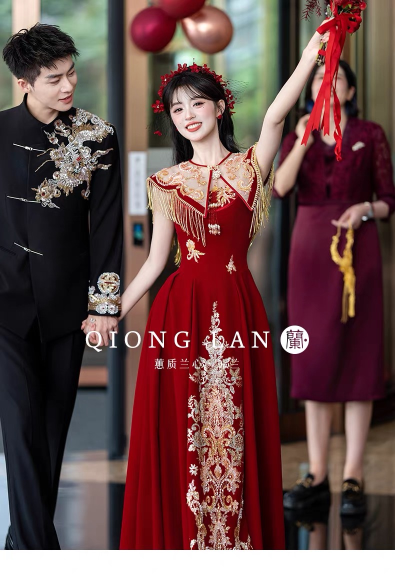 Váy dự tiệc cổ vuông thêu hoa tua rua_I112