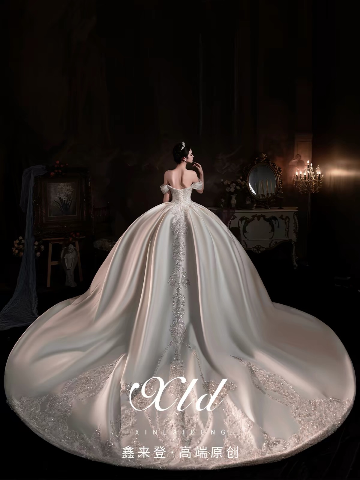 Váy cưới dáng xòe công chúa đính đá_I149