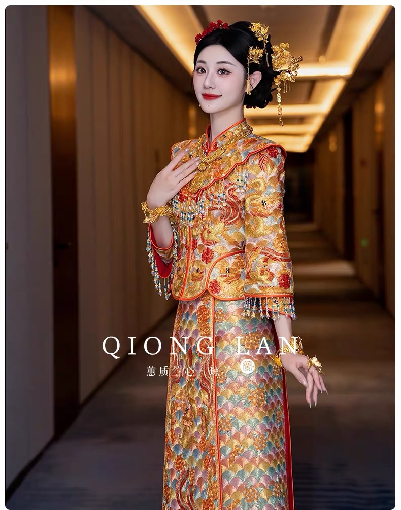 Váy cưới Trung Hoa áo gấm thêu hoa văn kim sắc sang trọng_I114