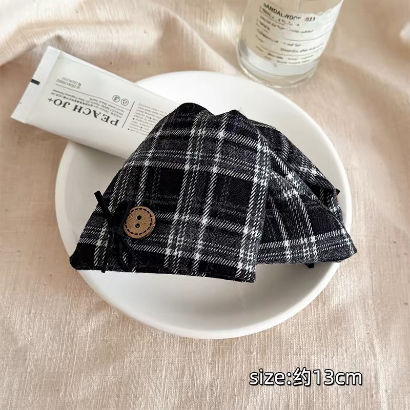 Kẹp tóc nơ caro vintage đính nút_T15