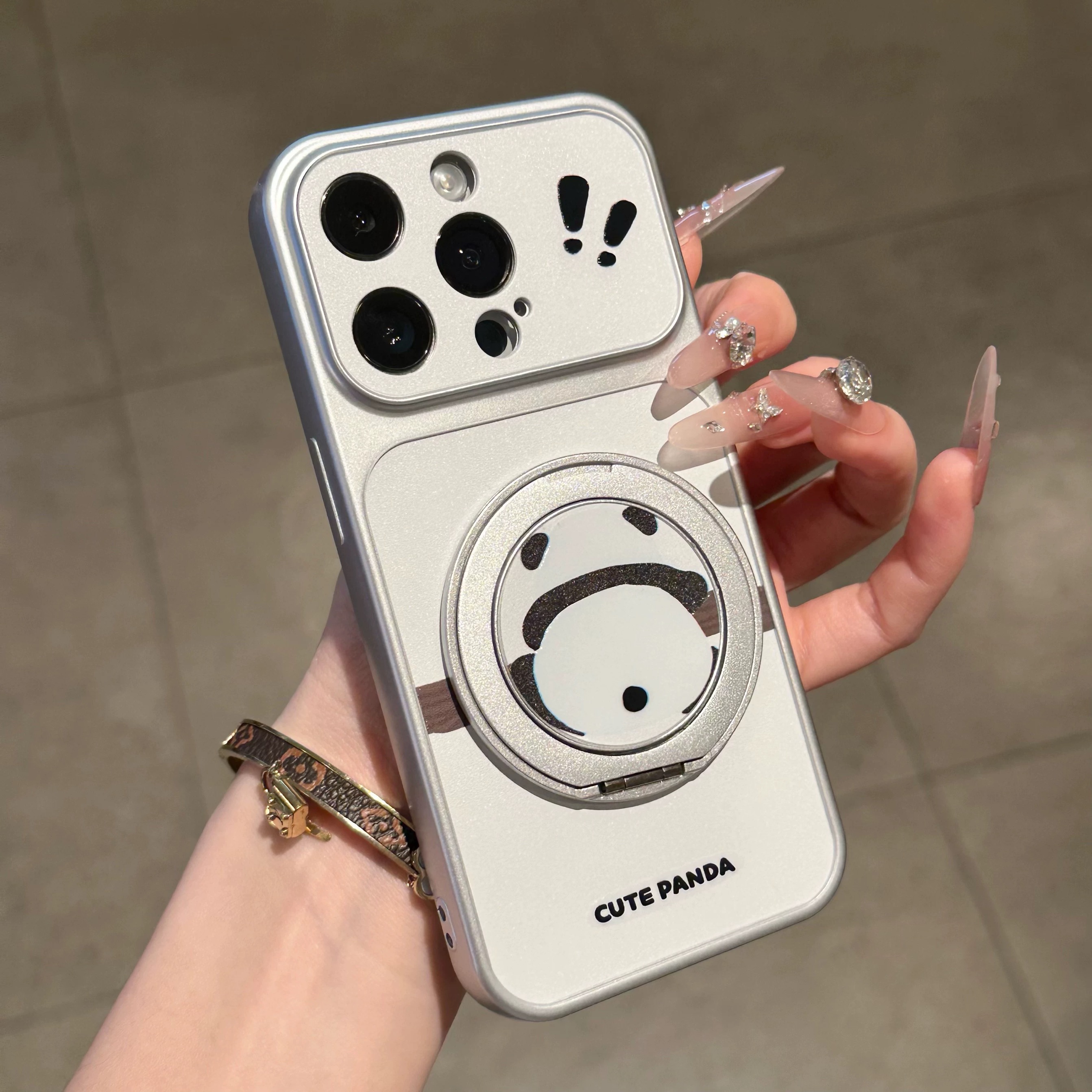 Ốp lưng gấu trúc đáng yêu kèm giá đỡ điện thoại_O88 (Iphone, Huawei, Honor, OPPO, Vivo, Xiaomi & Redmi)