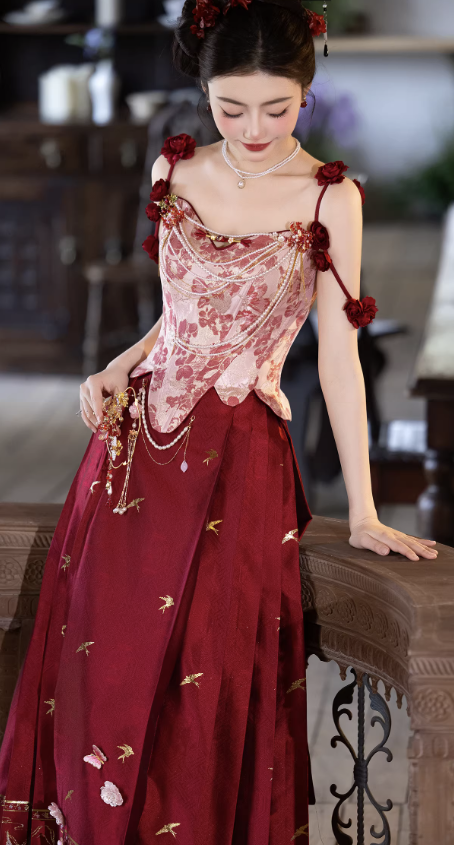 Váy cổ điển thêu hoa phối chuỗi trang trí_I46