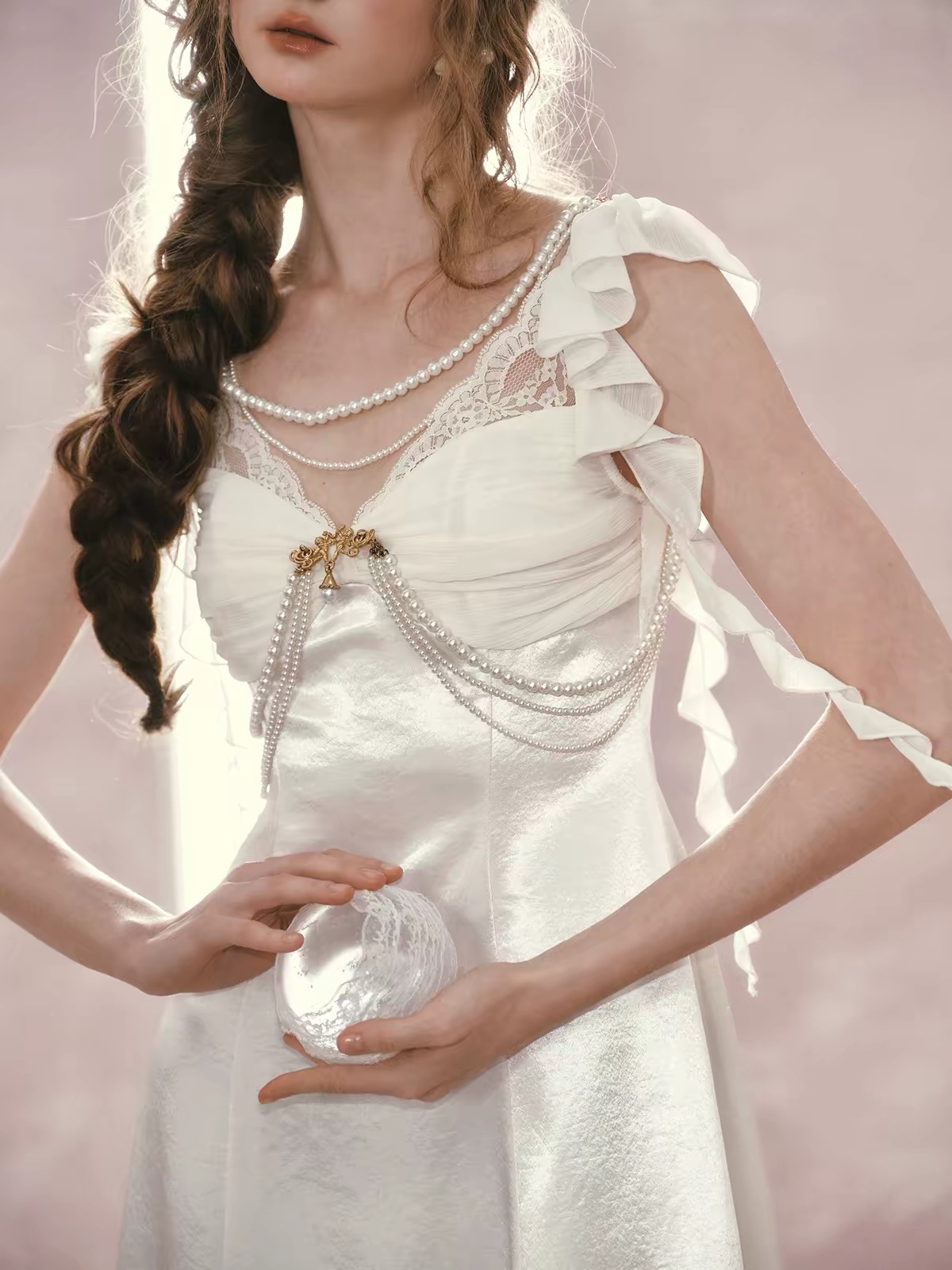 LaceMade váy trắng tay bèo phối dây ngọc trai_Y88