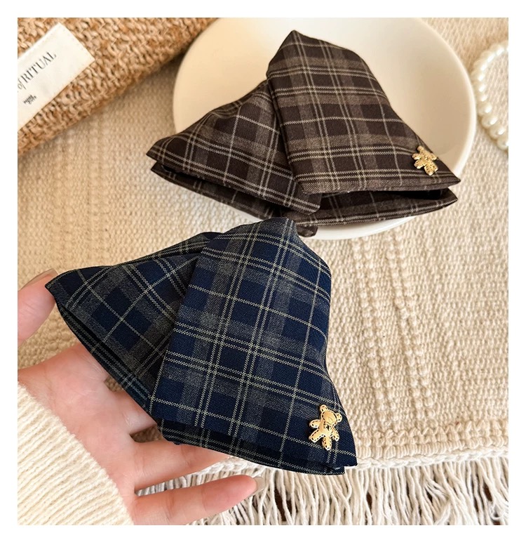 Kẹp tóc nơ caro đính charm gấu_T09