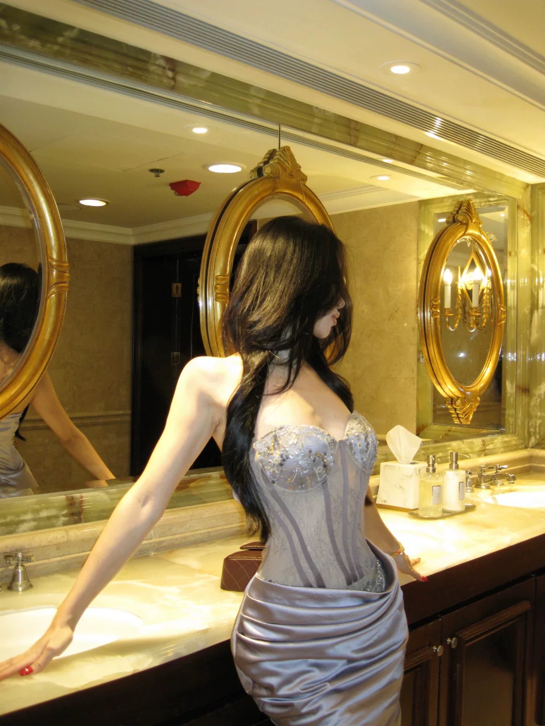 Đầm corset cúp ngực đính đá dáng dài quyến rũ_Y13