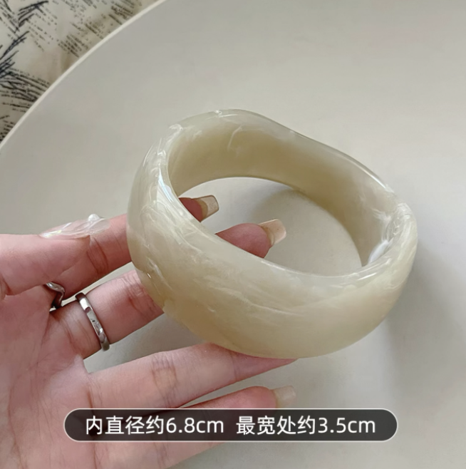 Vòng tay bản to vân đá_M01