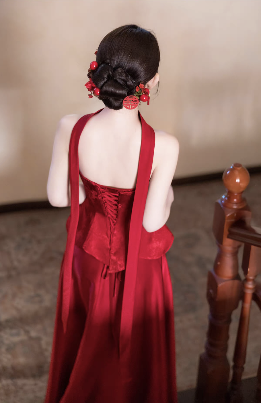 Sườn xám dáng dài cổ yếm sang trọng_I45