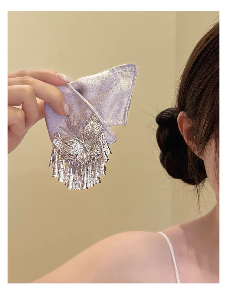 Kẹp tóc nơ tím đính bướm tua rua phong cách cổ trang_T19