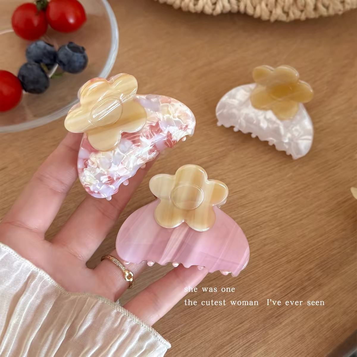 Kẹp tóc càng cua hoa trong suốt_T35