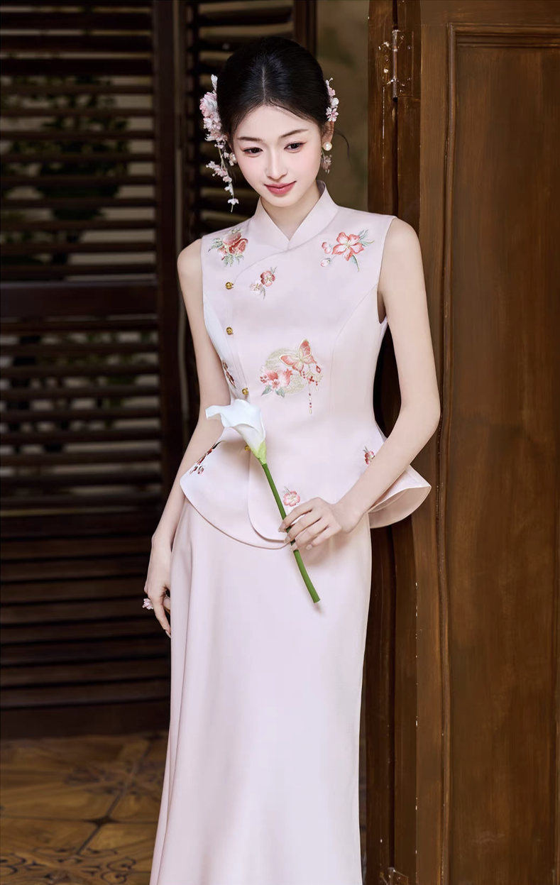 Sườn xám dáng ôm thêu hoa_I44