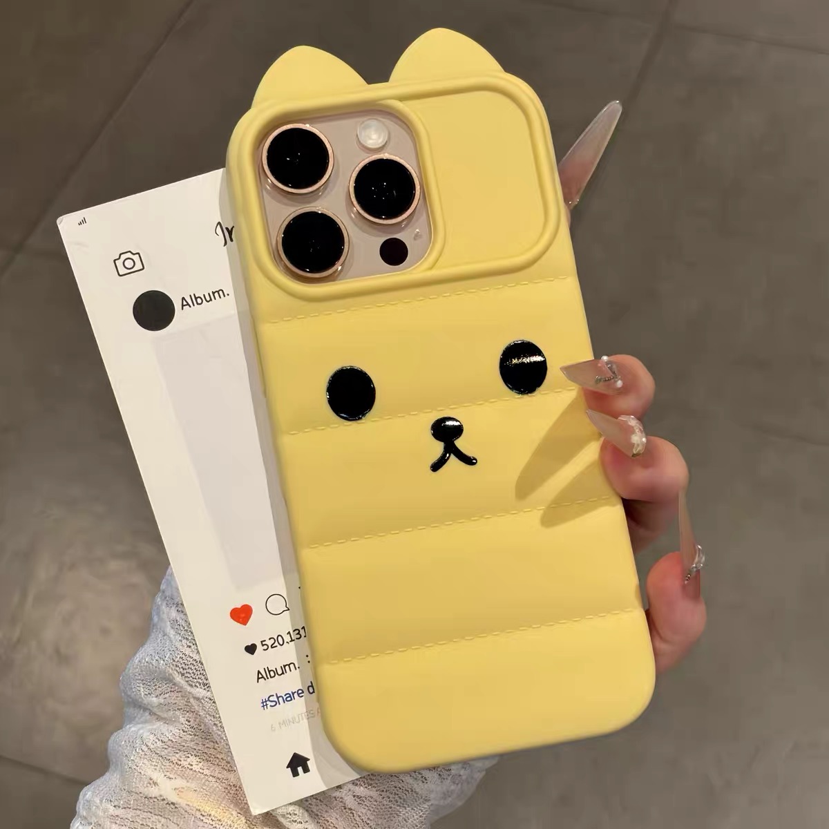 Ốp lưng gấu tai nổi_O205 (Tất cả các dòng Iphone)