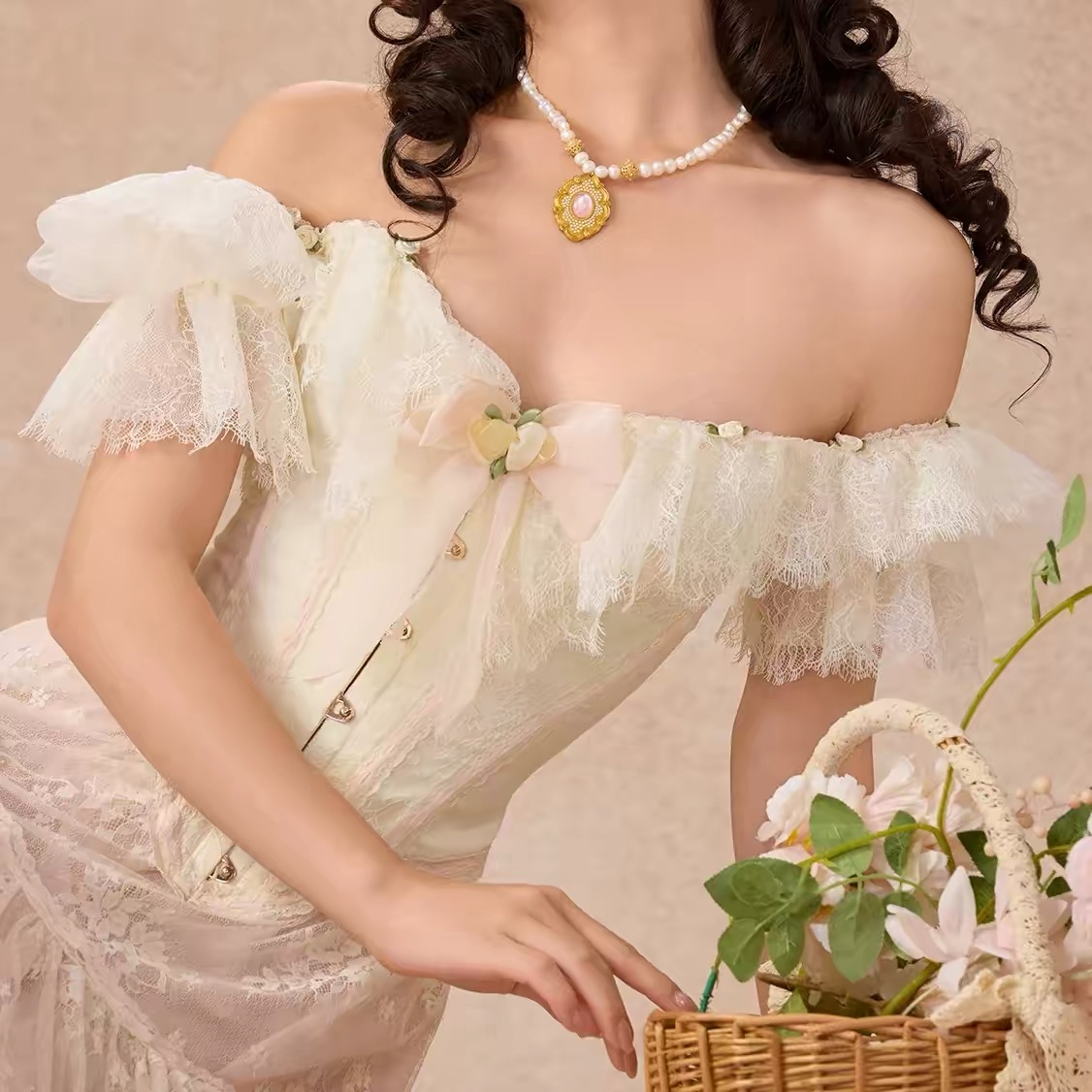 Lacemade váy maxi ren kem phong cách tiểu thư_V30