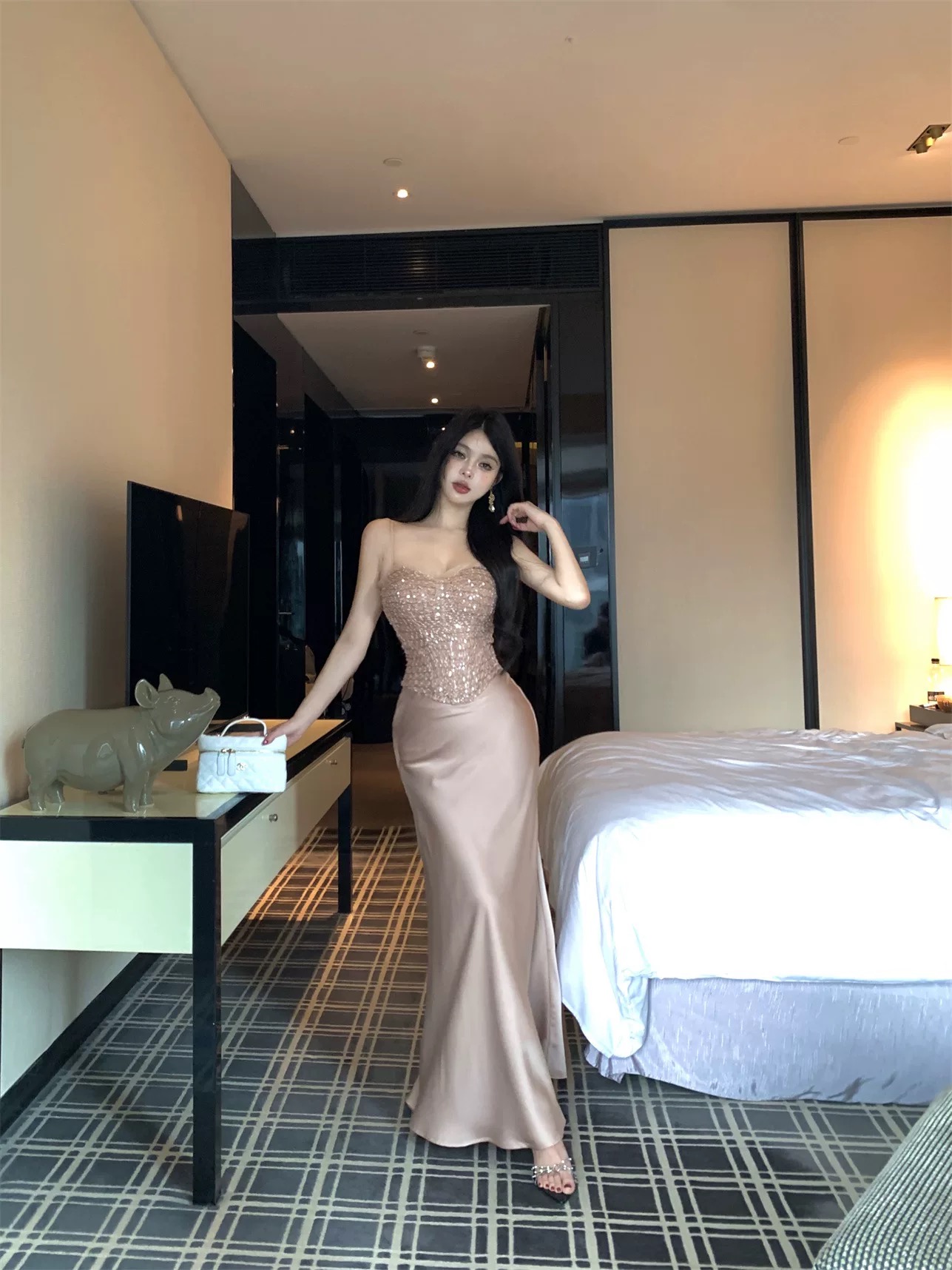 Váy body dài cúp ngực đính đá sang chảnh_V34