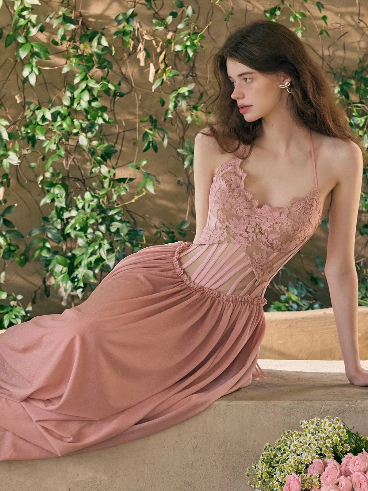 Lacemade váy ren hồng corset tiểu thư kèm áo khoác ren dáng dài_V35