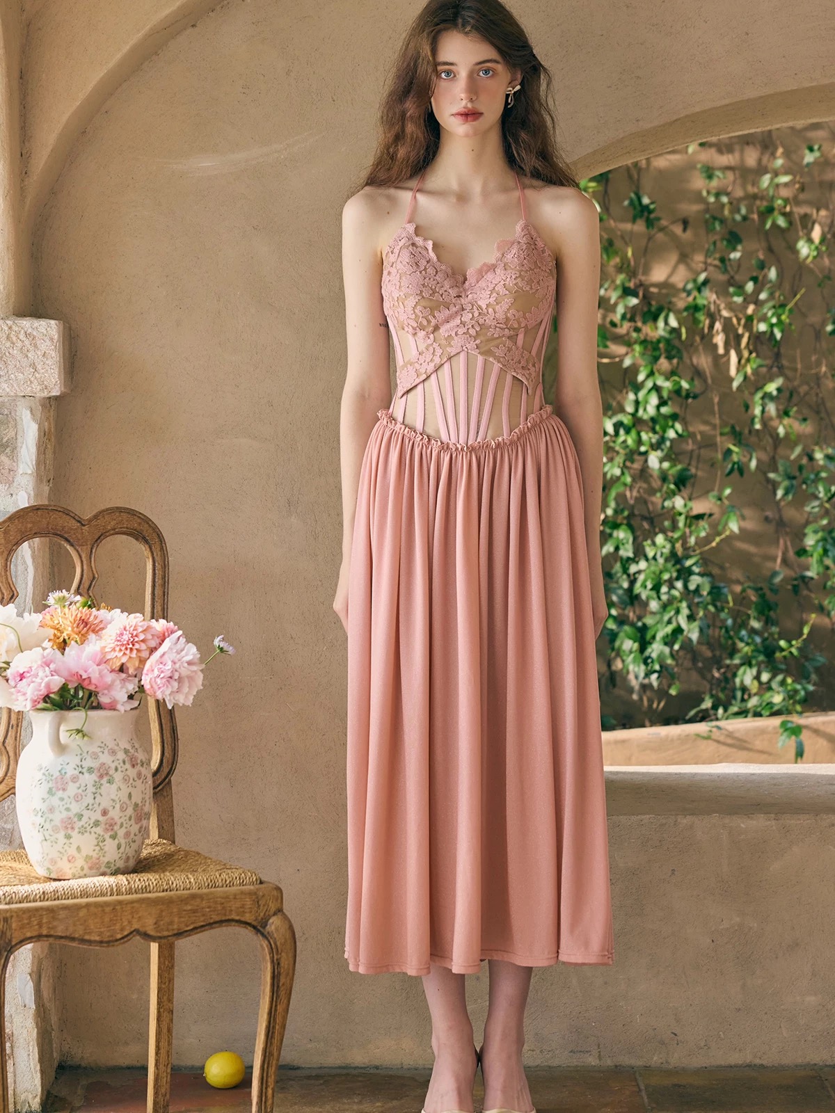 Lacemade váy ren hồng corset tiểu thư kèm áo khoác ren dáng dài_V35