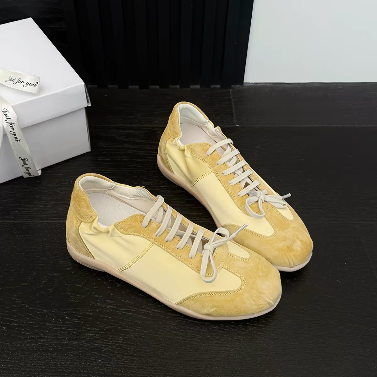 Giày sneaker dáng retro_S01
