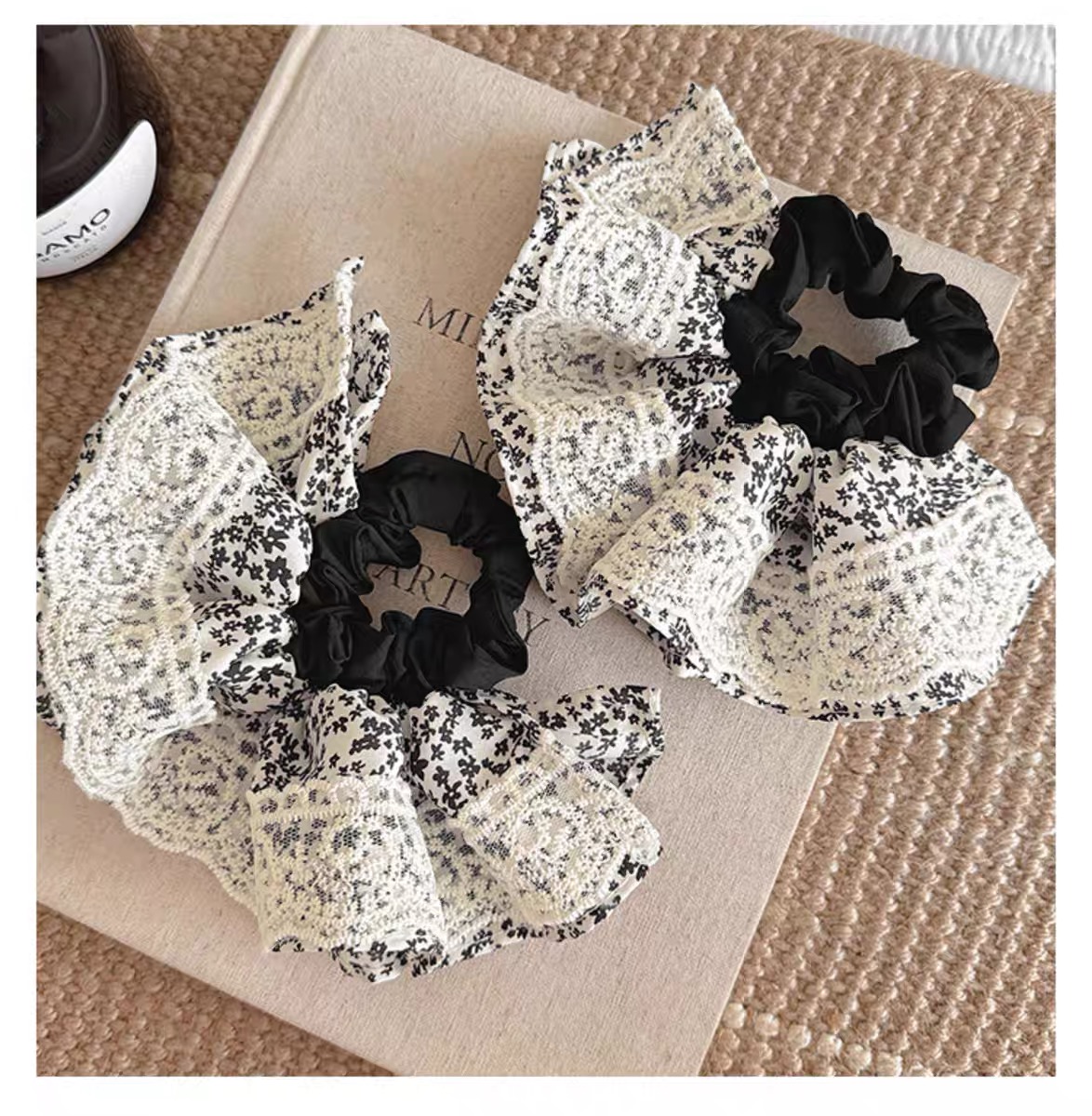 Scrunchie hoa nhí phối ren_R01