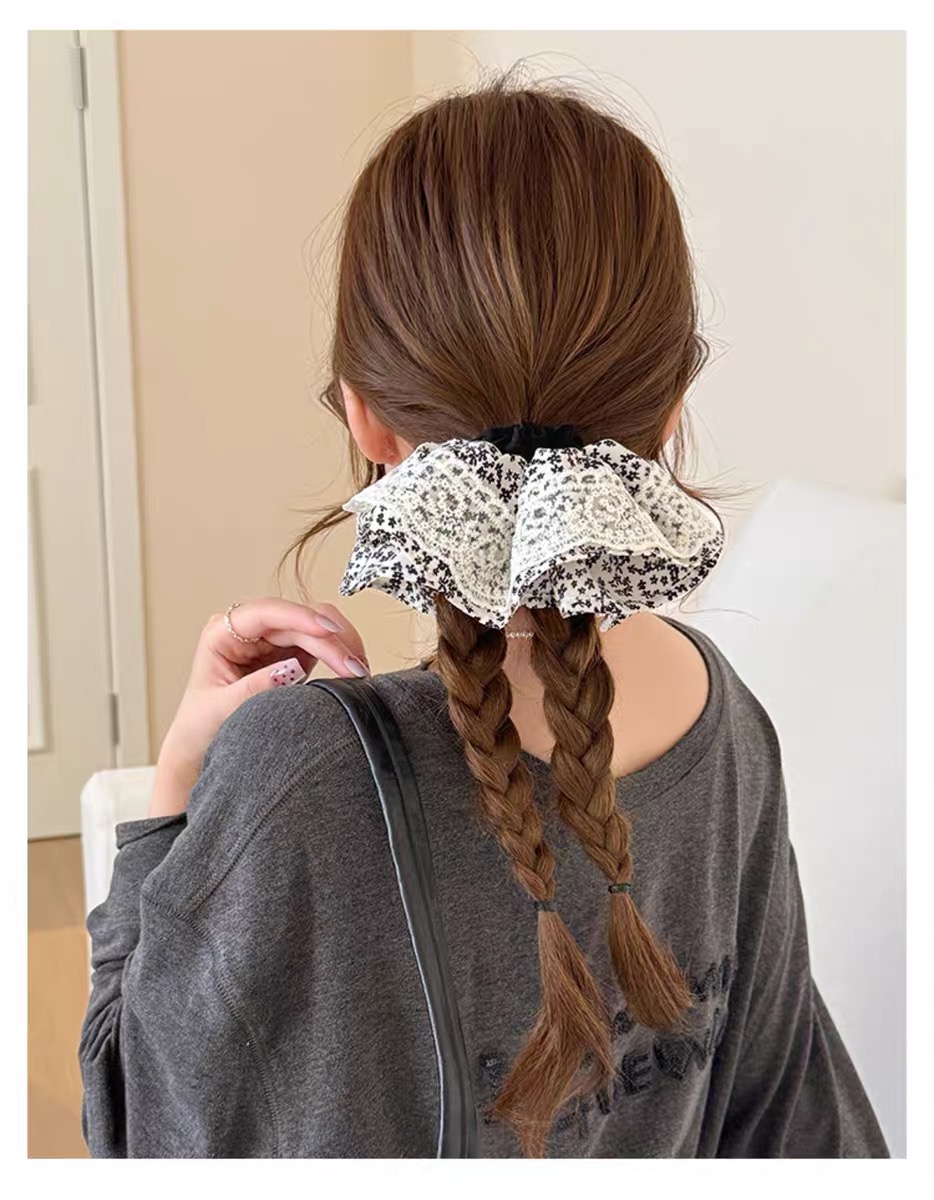 Scrunchie hoa nhí phối ren_R01