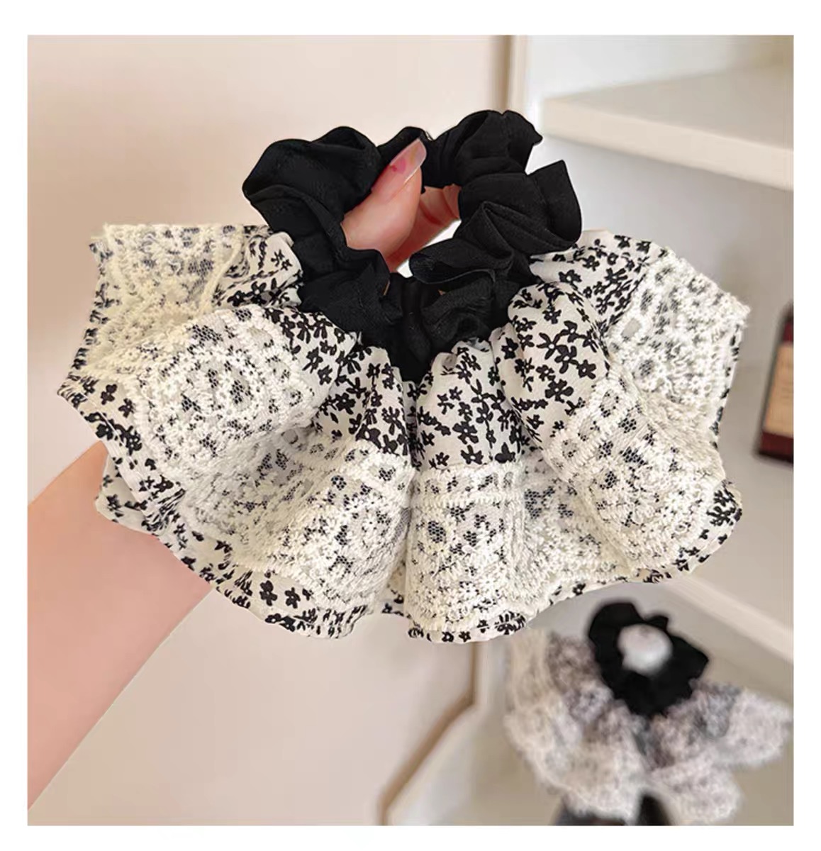Scrunchie hoa nhí phối ren_R01