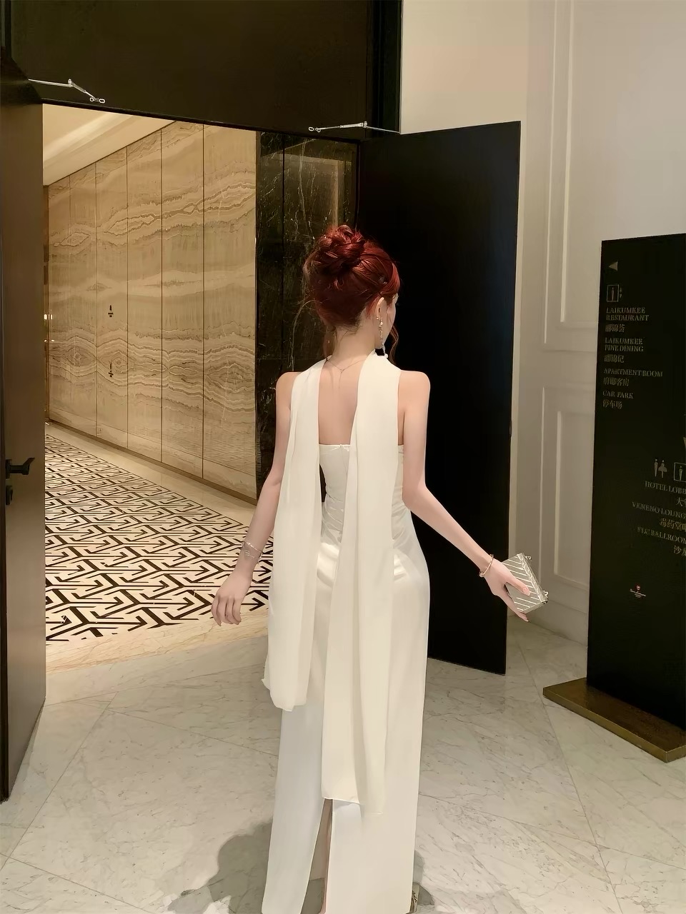 Váy cúp ngực đính hoa phối khăn choàng_Y62