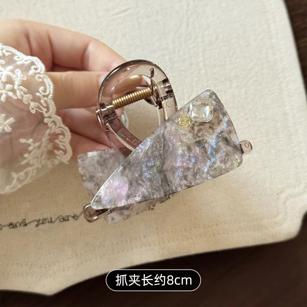Kẹp tóc càng cua vân đá ngọc trai đính đá_T22