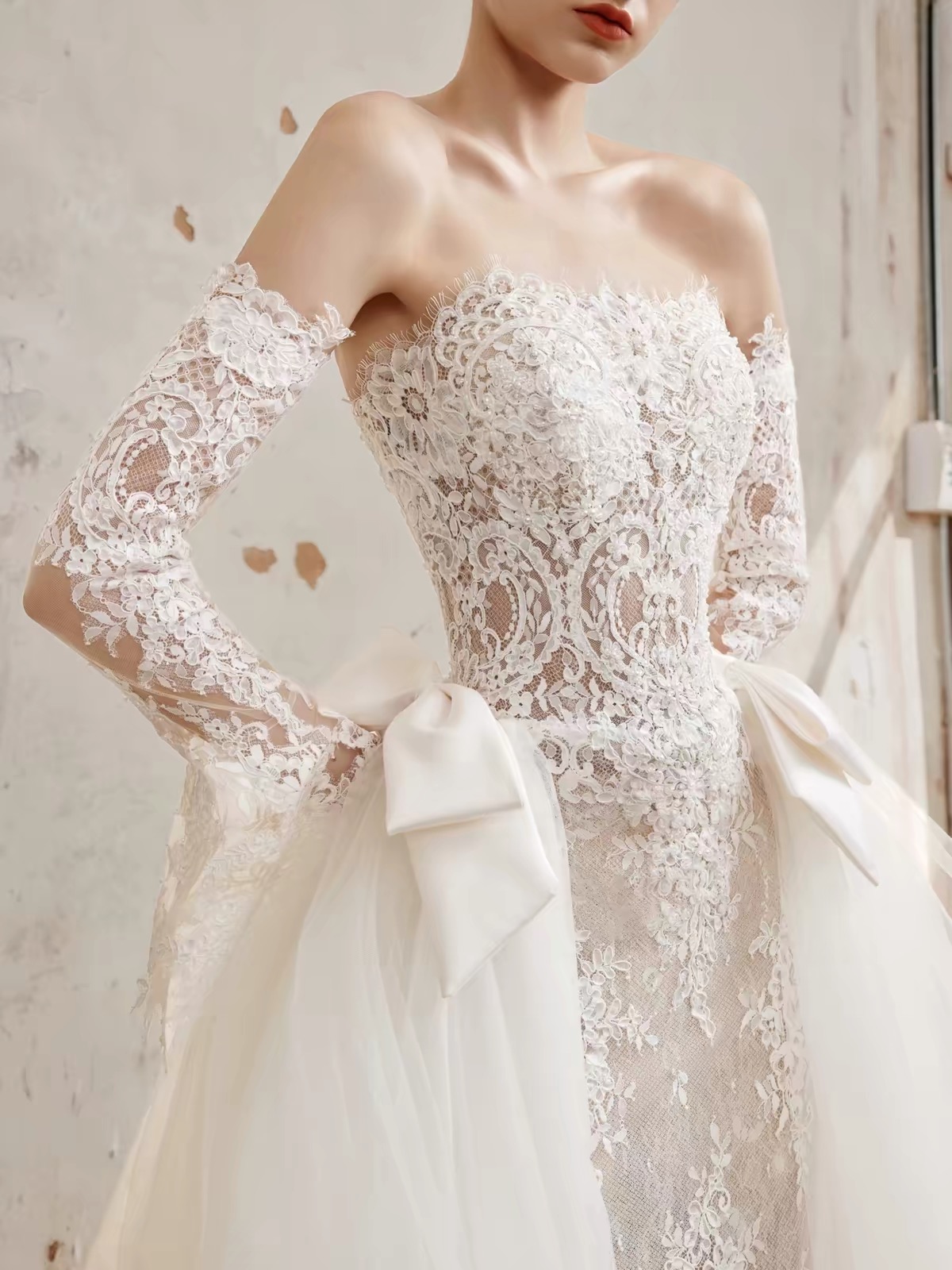 Váy cưới ren ôm dáng phối tùng voan_I129