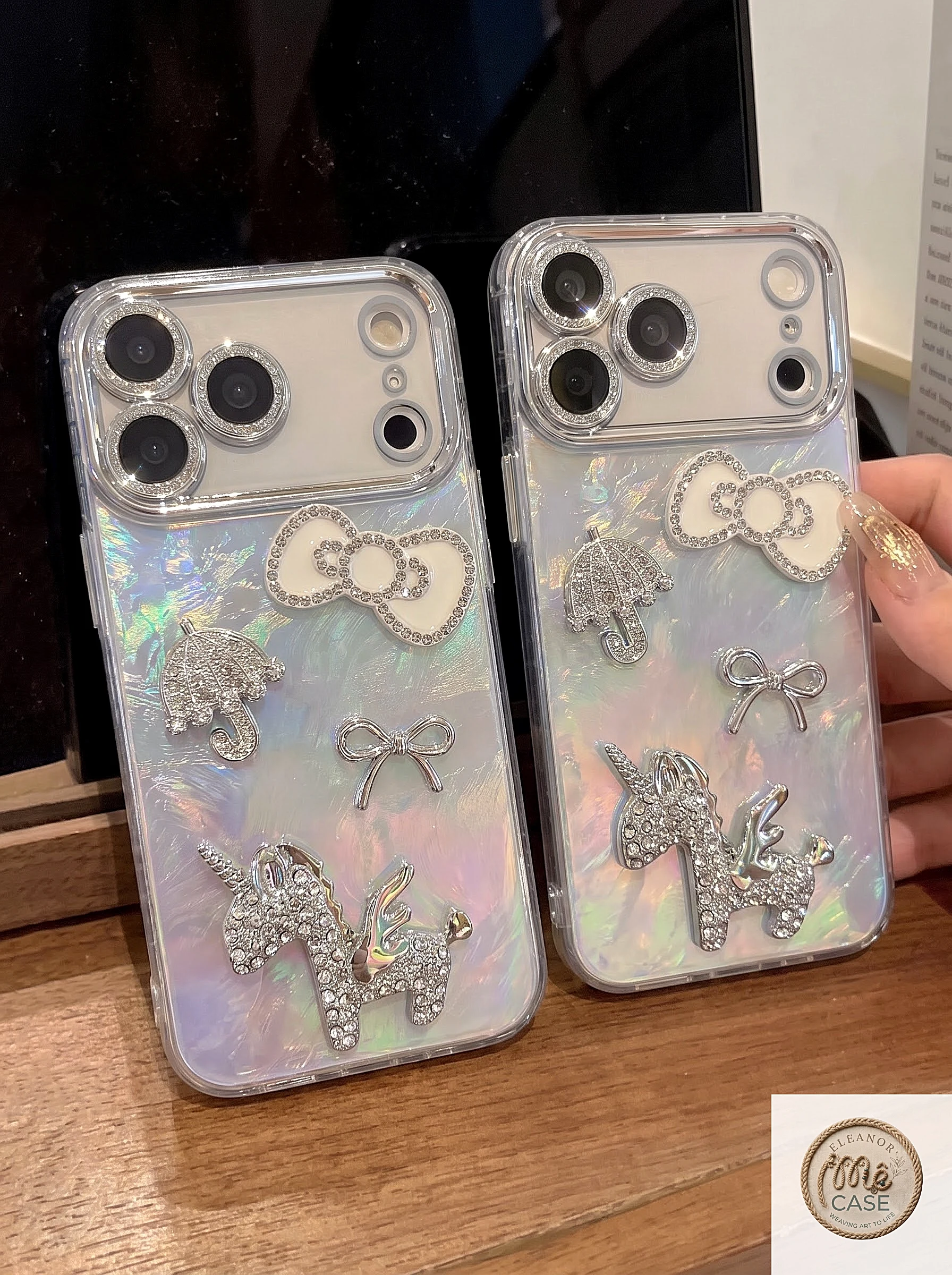 ỐP LƯNG IPHONE GẮN CHAMR BLING BLING UNICORN GALAXY – PHÉP MÀU LẤP LÁNH TRÊN ĐÔI TAY