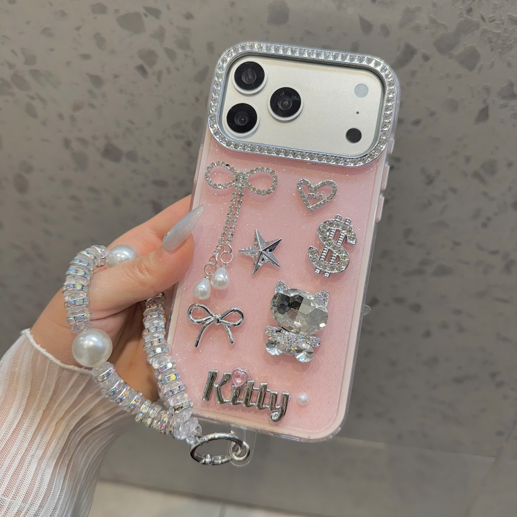 Ốp Lưng IPhone GLITTER QUEEN KITTY – Ốp Lưng Mèo Đính Đá Sang Trọng Có Dây Đeo