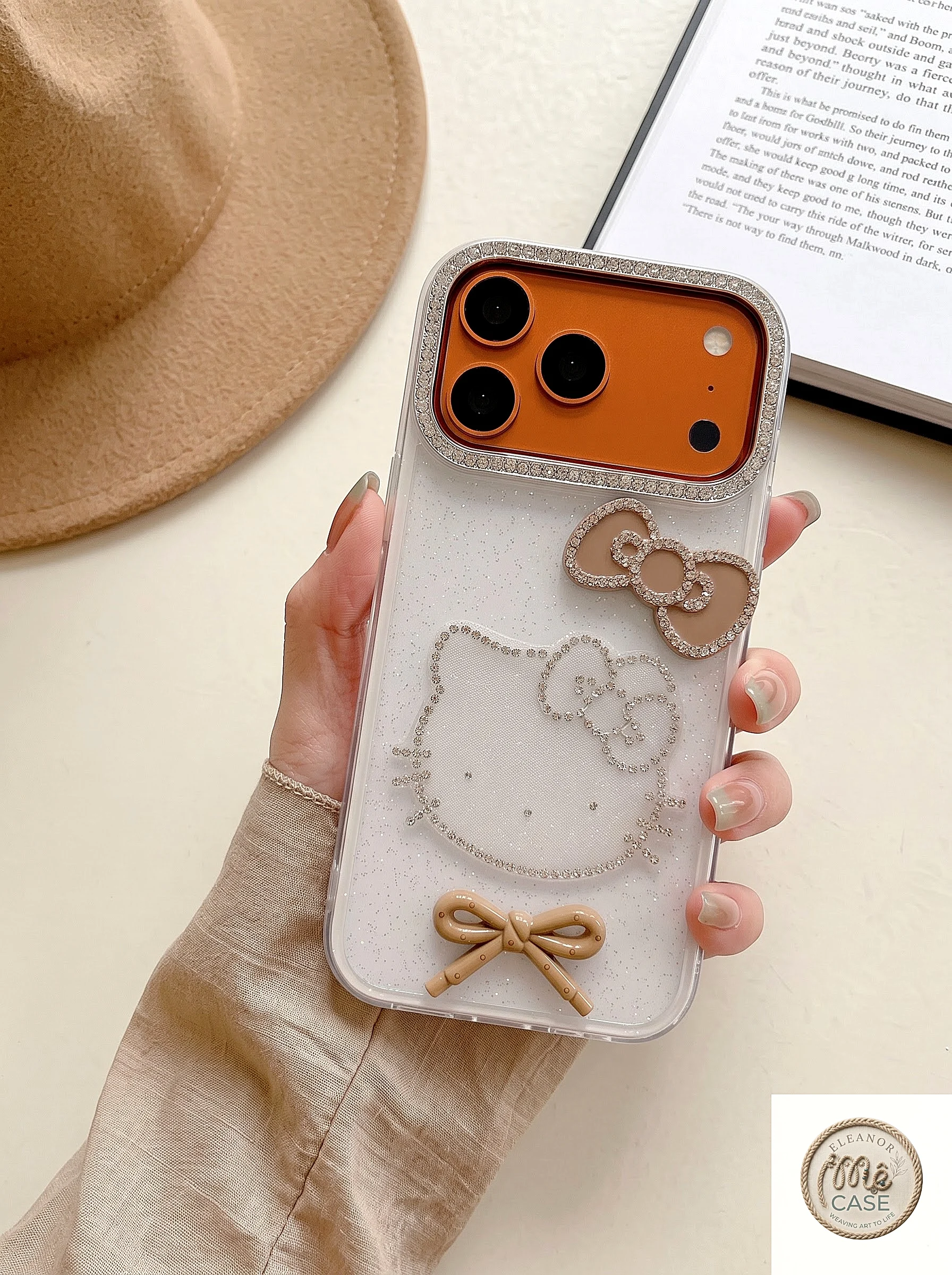 ỐP LƯNG IPHONE HELLO KITTY ĐÍNH ĐÁ PHA LÊ - PHONG CÁCH COQUETTE SANG CHẢNH