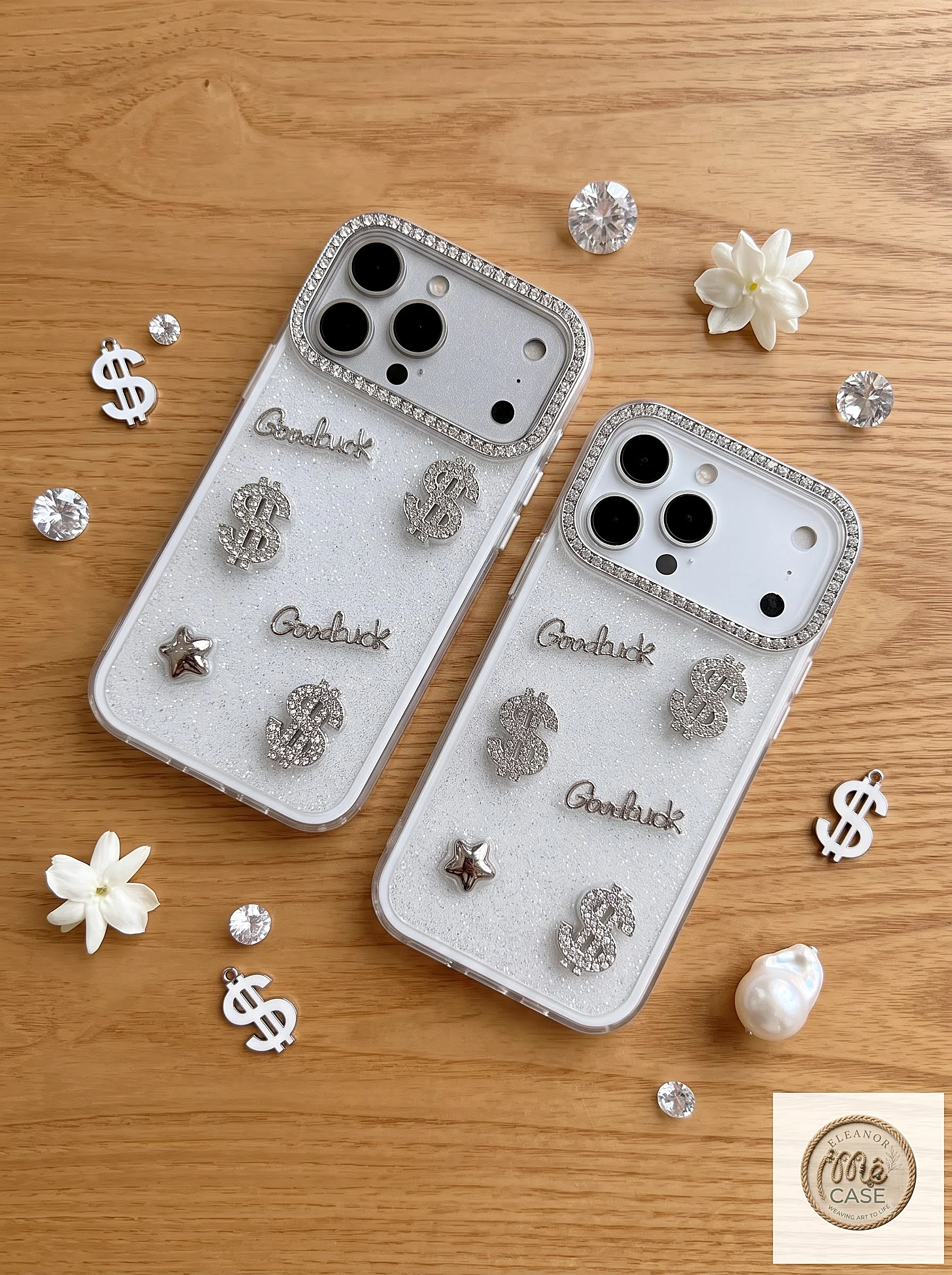 Ốp iPhone Luxury Đính Đá Kèm Dây Ngọc Trai