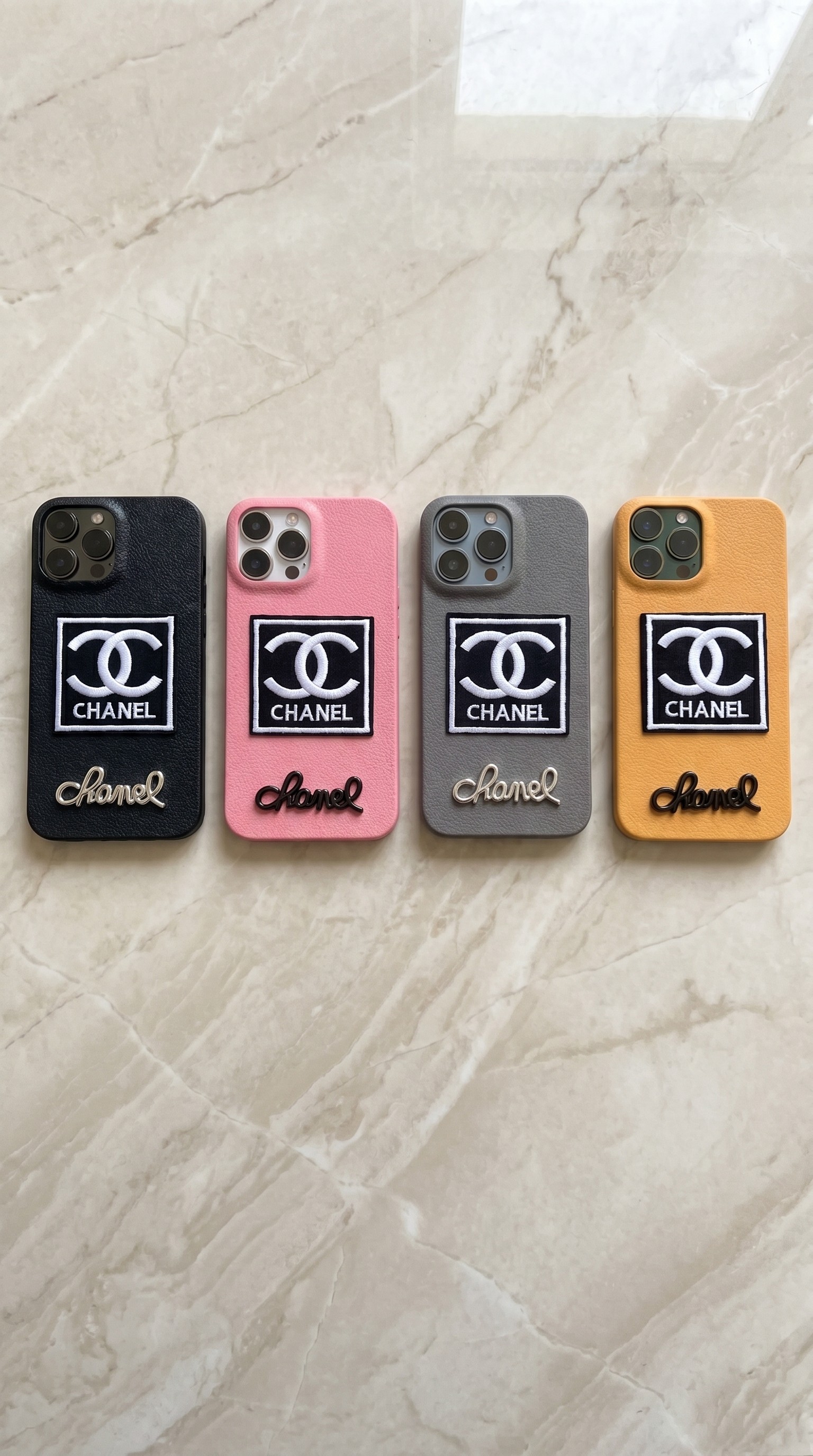ỐP LƯNG IPHONE DA iPHONE PHỐI LOGO CHANEL ĐÍNH ĐÁ & THÊU