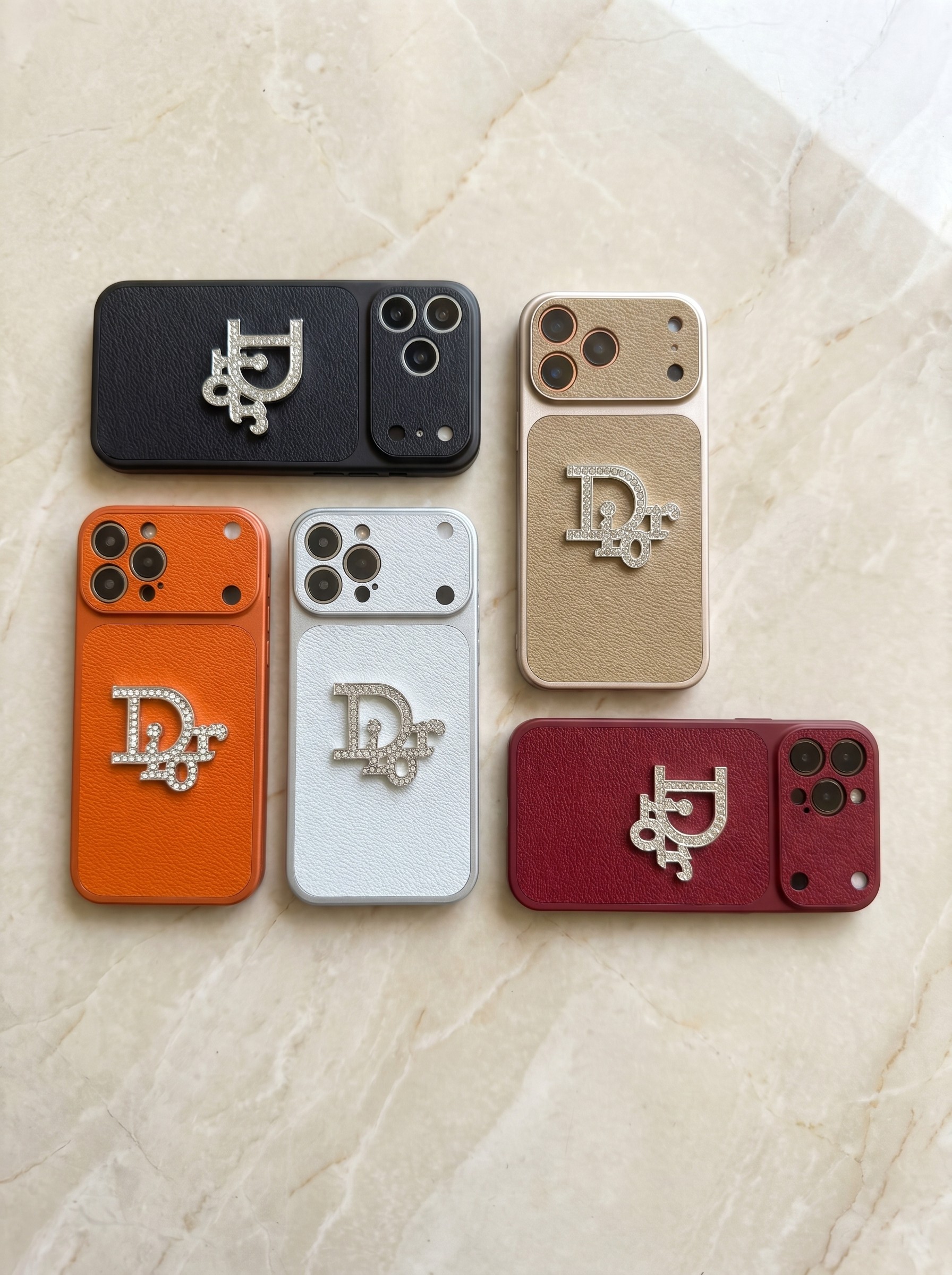 🌟 Ốp Lưng Da Nhám Cao Cấp Điểm Charm Chữ Dior Đính Đá Lấp Lánh