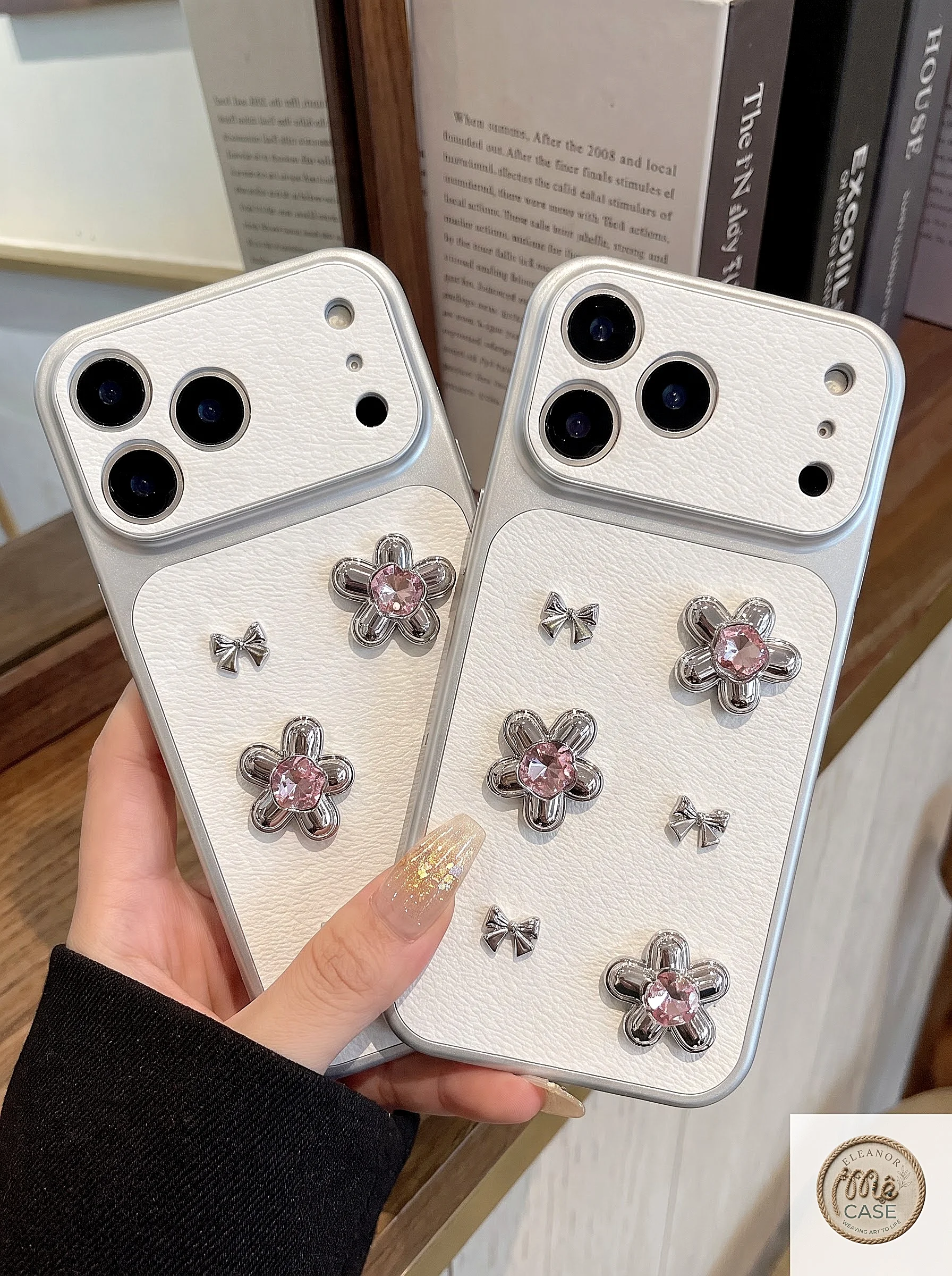 MÃ 87. Ốp Lưng iPhone Luxury Floral – Sự Giao Thoa Giữa Nghệ Thuật Đính Kết Và Phong Cách Quý Tộc