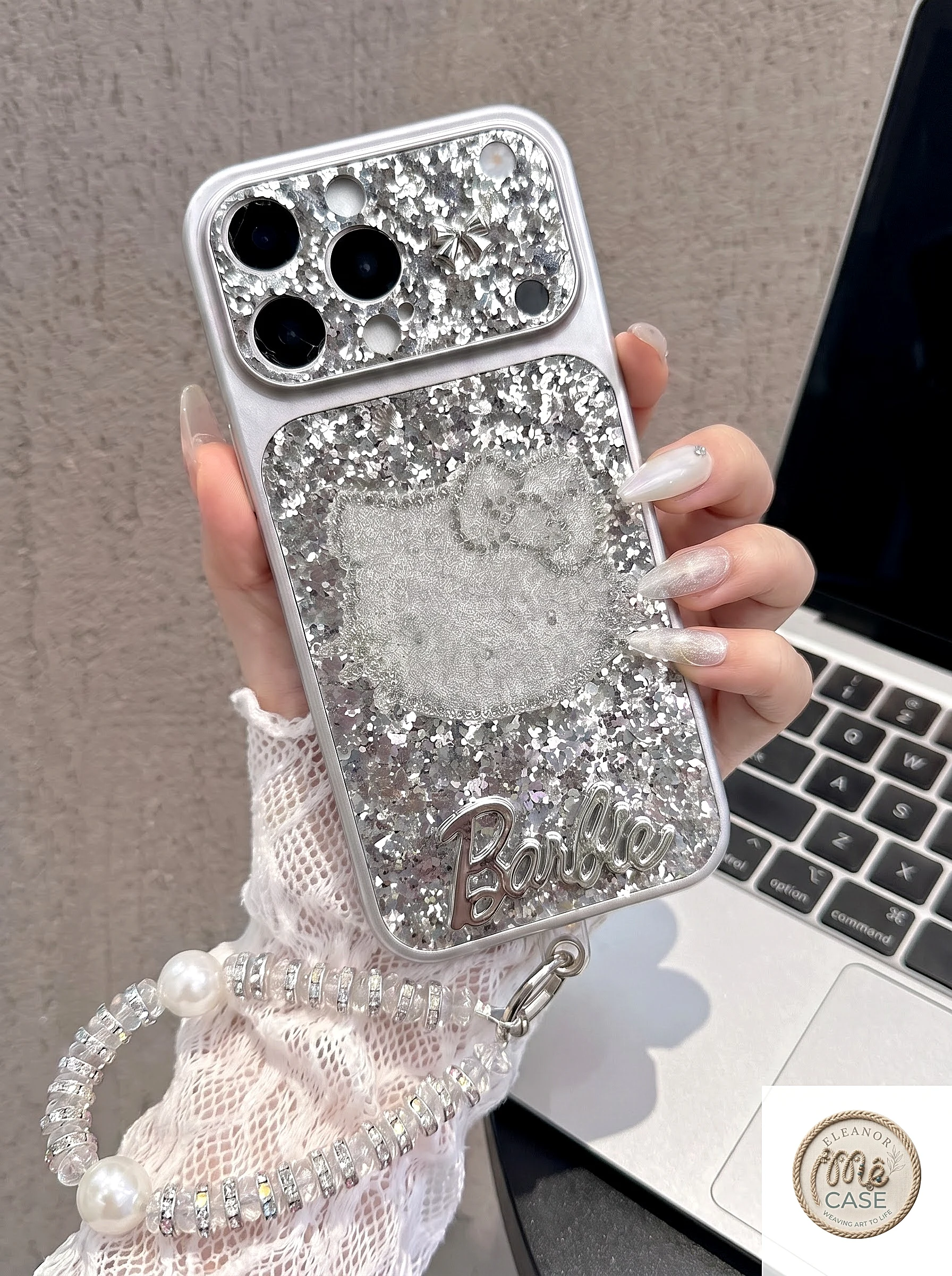 MÃ 106. Ốp Lưng Iphone_Nhũ Lấp Lánh Đính Charm Hello Kitty