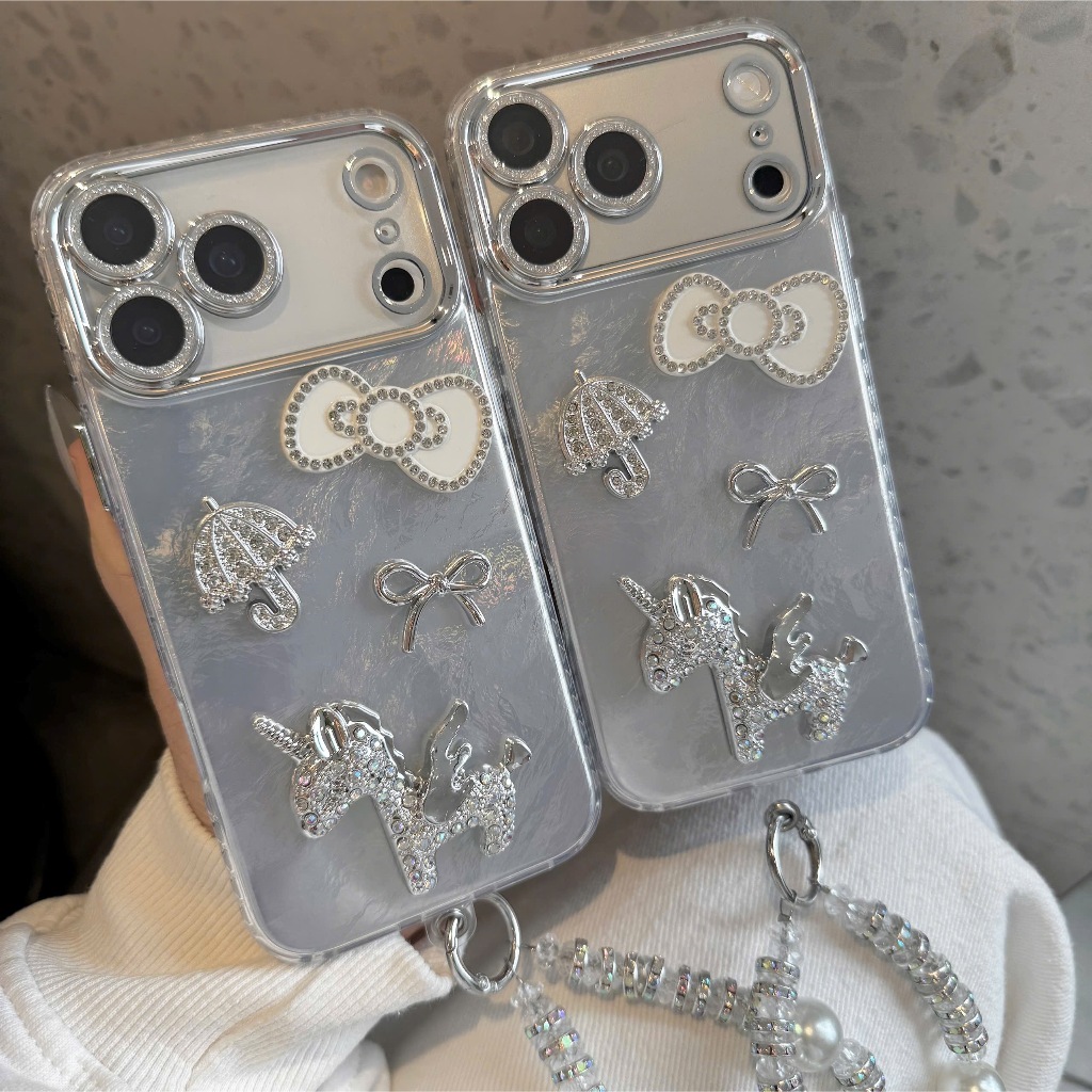 ỐP LƯNG IPHONE GẮN CHAMR BLING BLING UNICORN GALAXY – PHÉP MÀU LẤP LÁNH TRÊN ĐÔI TAY