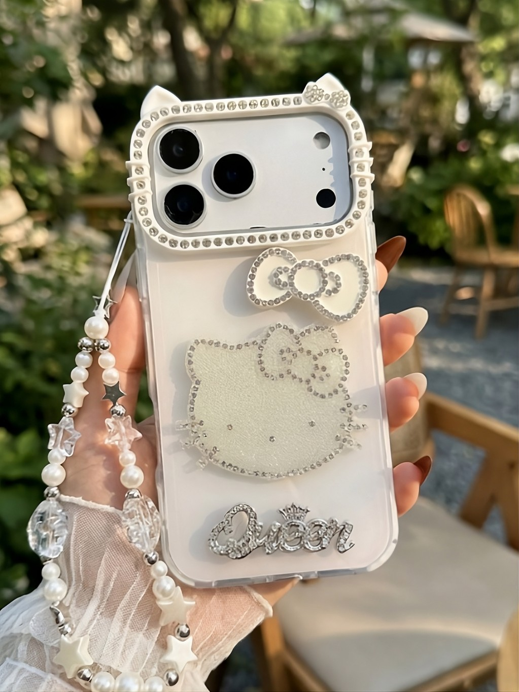 Ốp Lưng Iphone Hello Kitty Đính Đá Chữ Queen