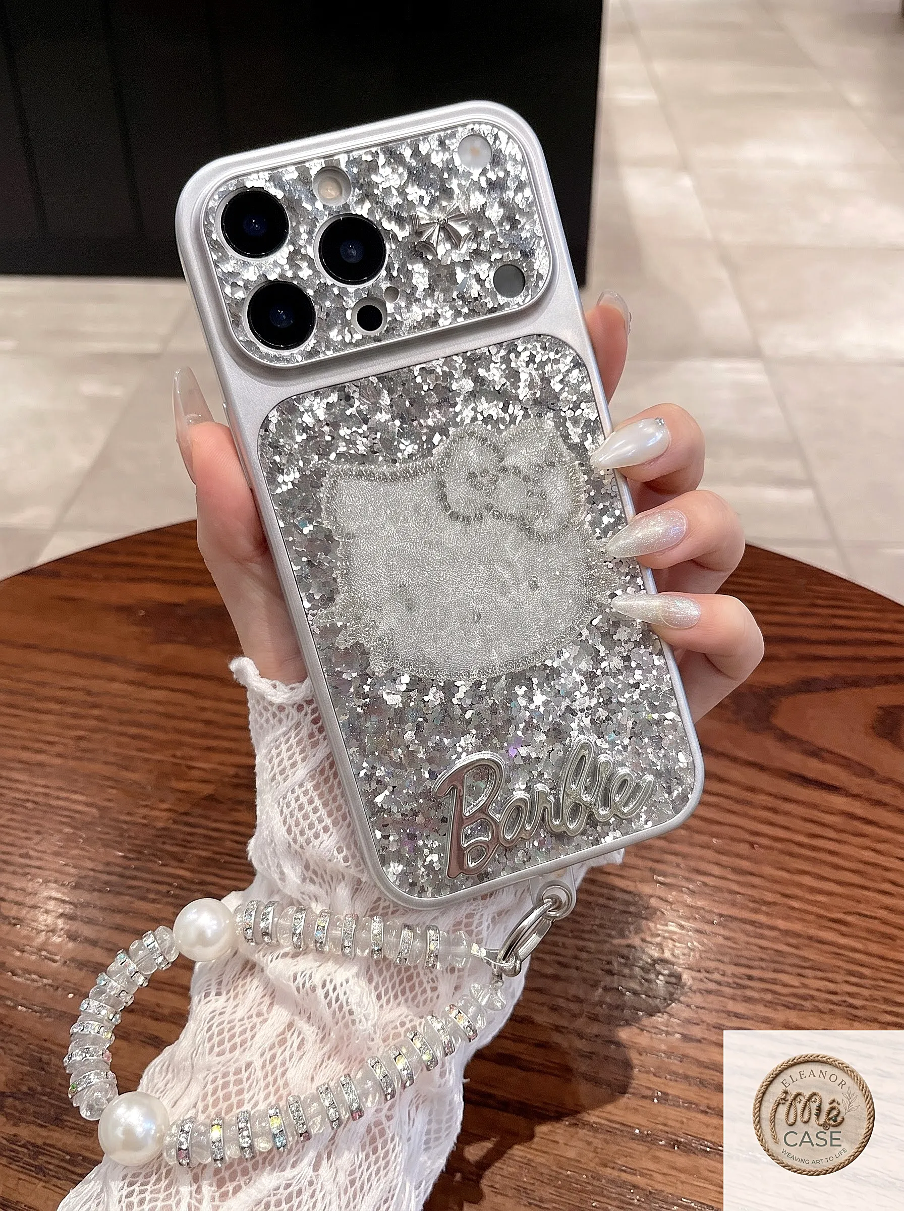 MÃ 106. Ốp Lưng Iphone_Nhũ Lấp Lánh Đính Charm Hello Kitty