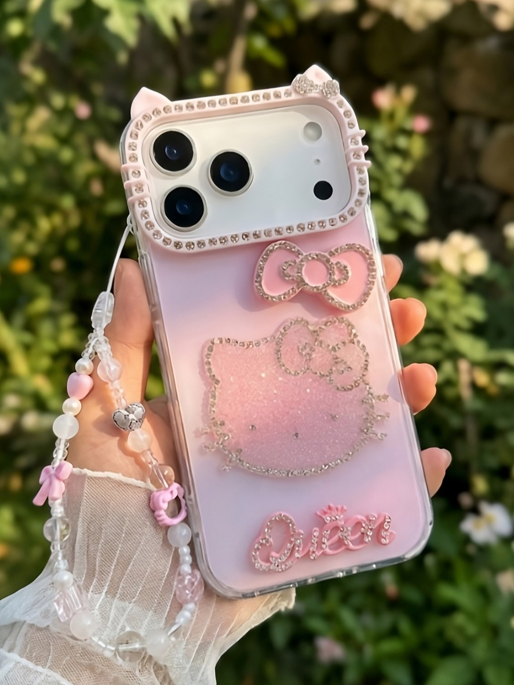Ốp Lưng Iphone Hello Kitty Đính Đá Chữ Queen