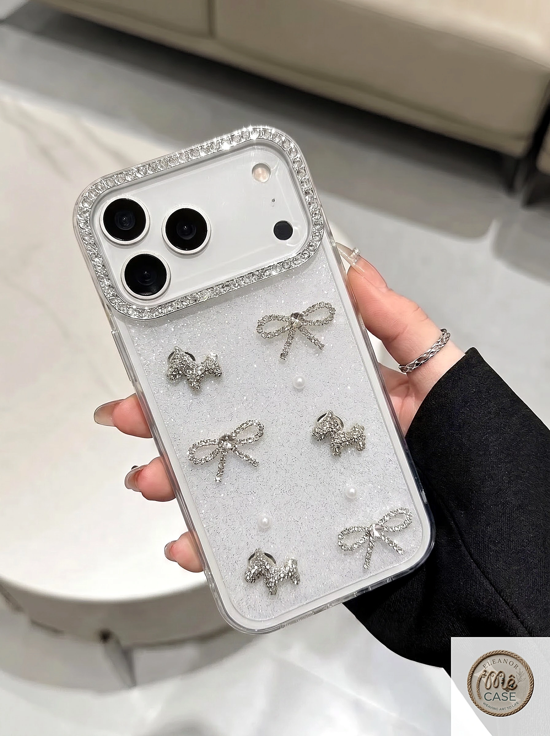 ỐP LƯNG IPHONE PONY ĐÍNH ĐÁ LẤP LÁNH GLITTER COQUETTE – DỊU DÀNG MÀ SANG 🎀💖