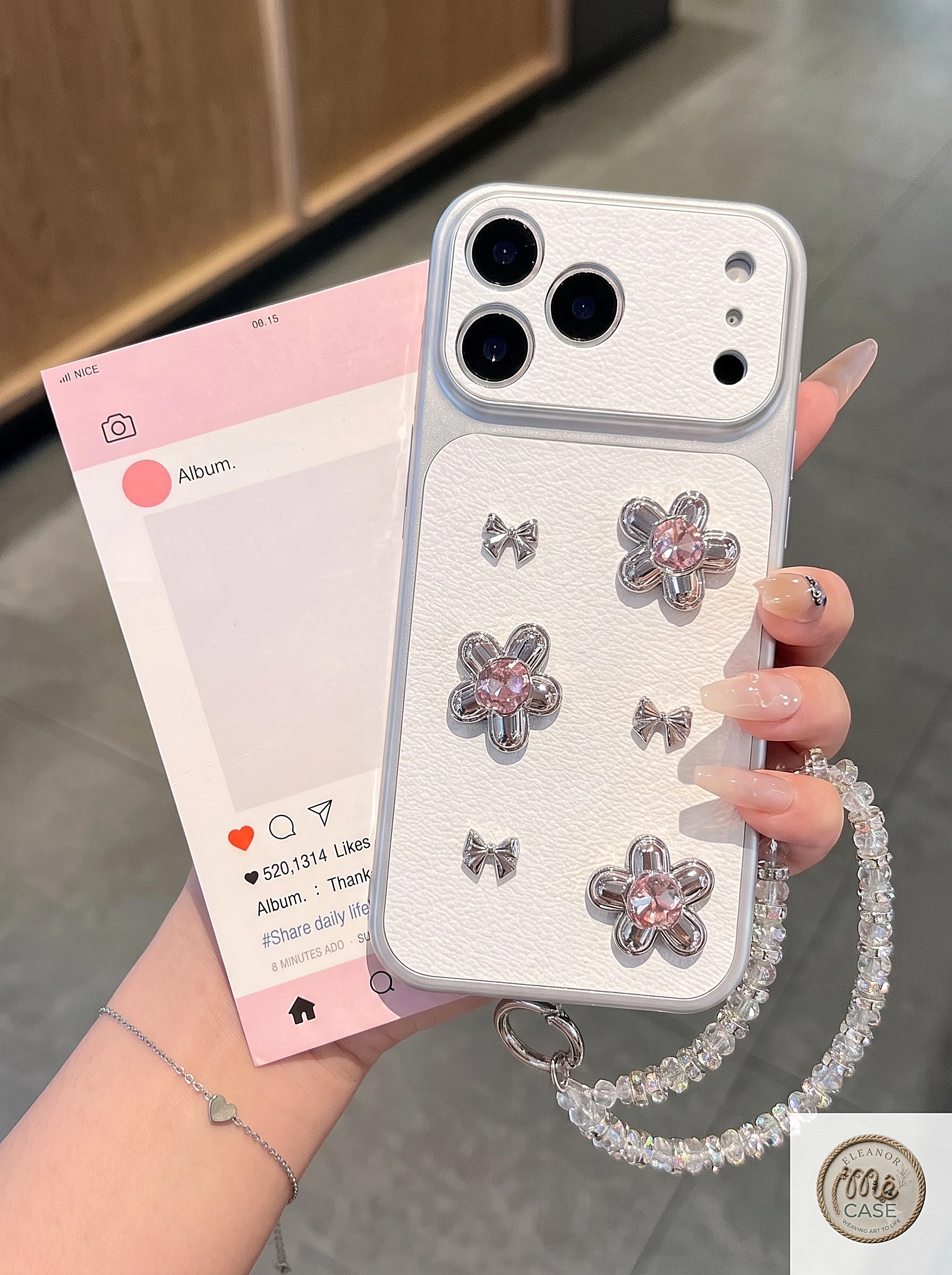 MÃ 87. Ốp Lưng iPhone Luxury Floral – Sự Giao Thoa Giữa Nghệ Thuật Đính Kết Và Phong Cách Quý Tộc