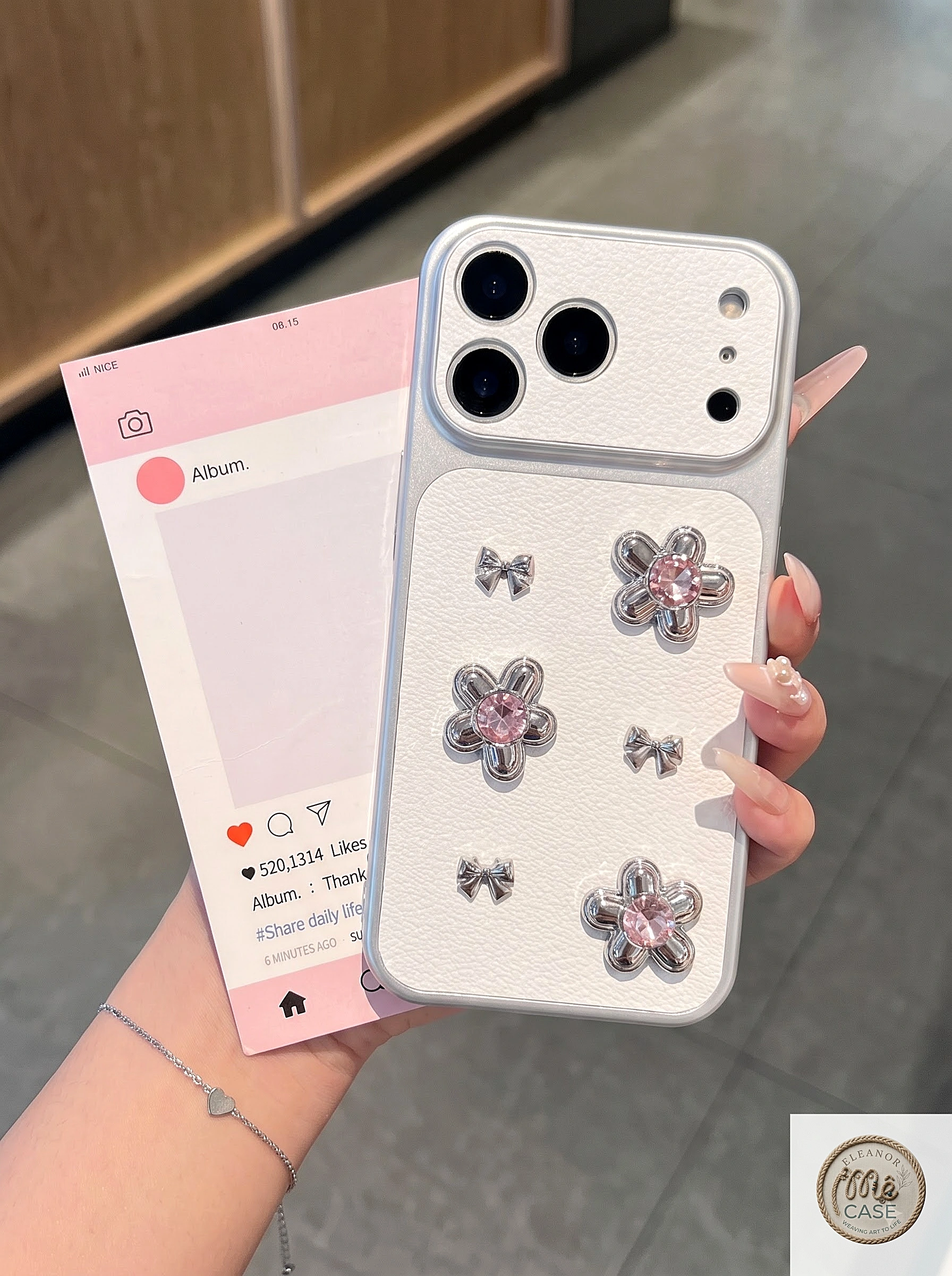 MÃ 87. Ốp Lưng iPhone Luxury Floral – Sự Giao Thoa Giữa Nghệ Thuật Đính Kết Và Phong Cách Quý Tộc