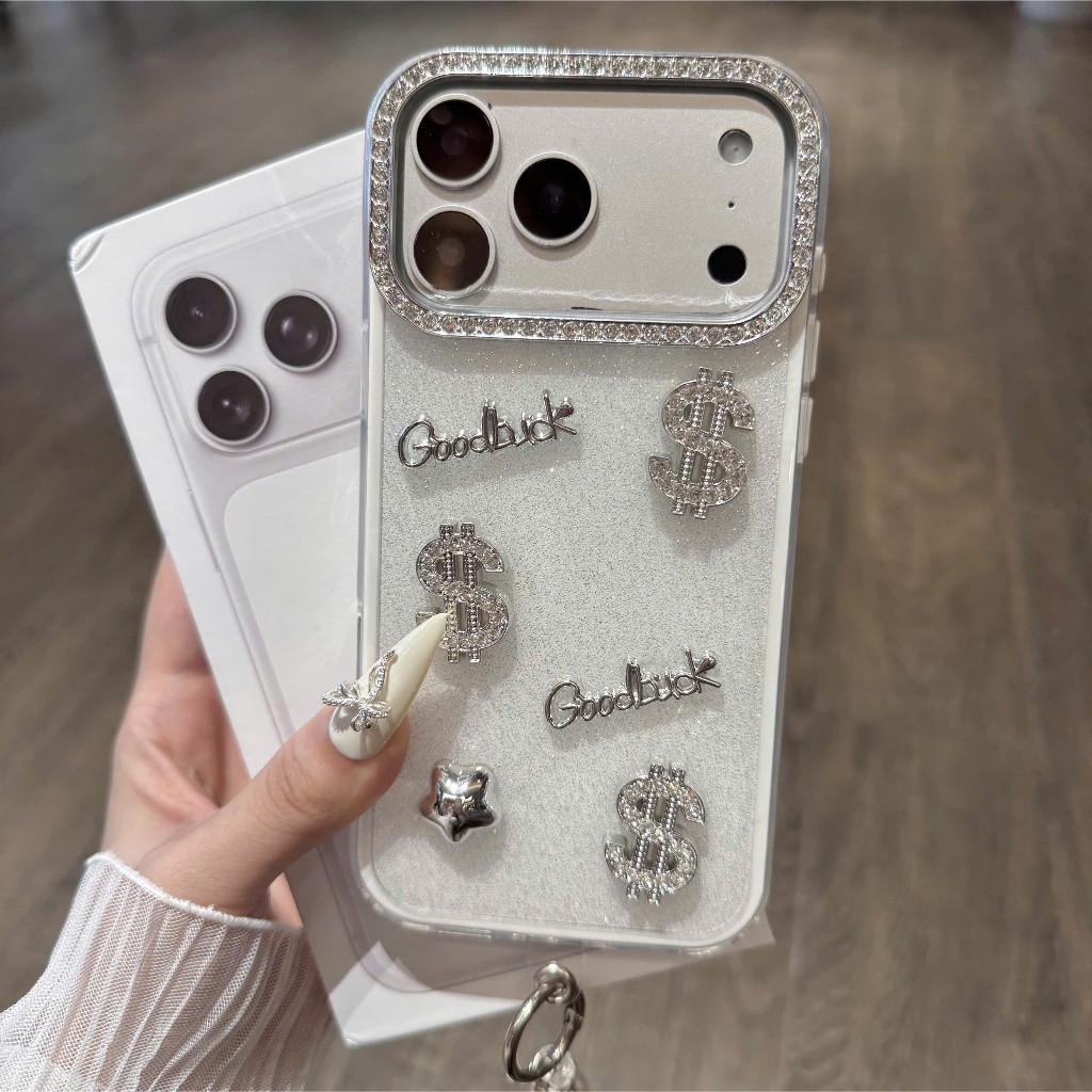 Ốp iPhone Luxury Đính Đá Kèm Dây Ngọc Trai
