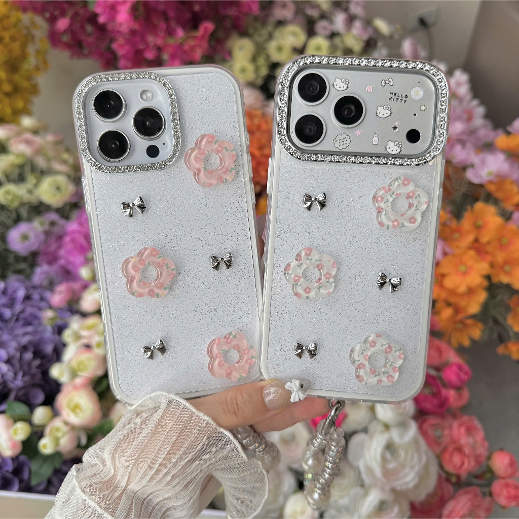 Ốp Lưng Iphone Nhũ Lấp Lánh Đính Hoa Trà & Nơ Bạc Sang Trọng