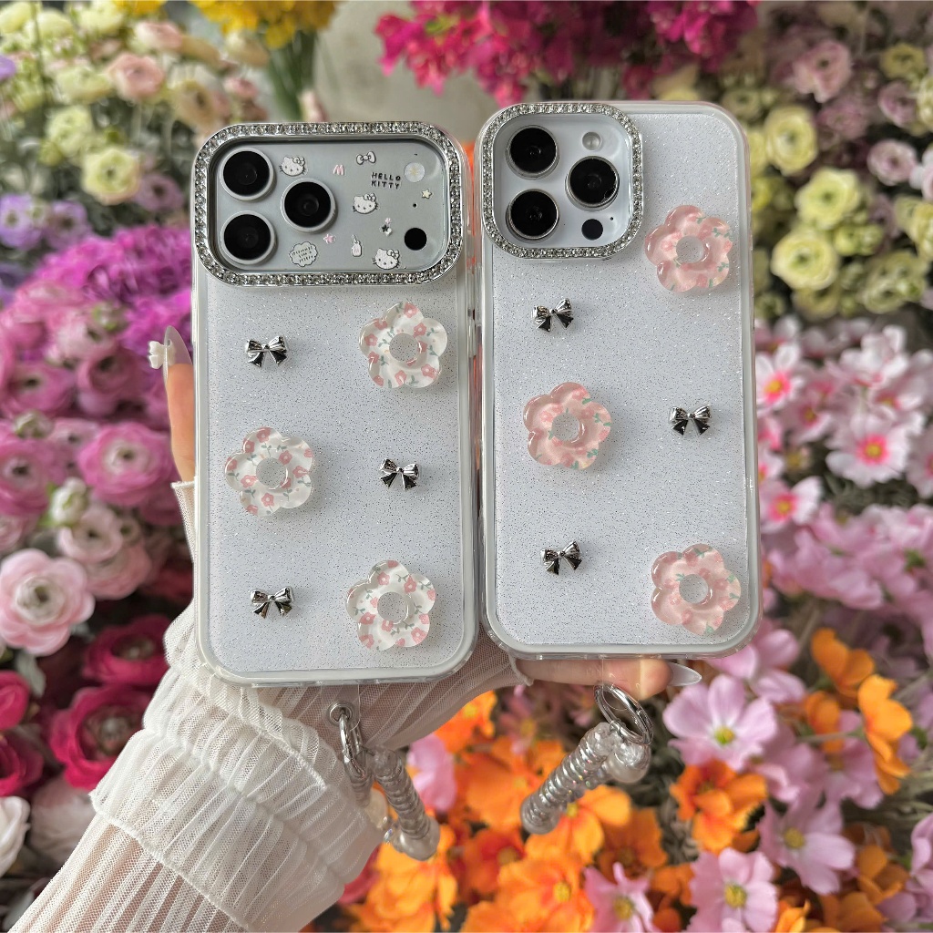 Ốp Lưng Iphone Nhũ Lấp Lánh Đính Hoa Trà & Nơ Bạc Sang Trọng