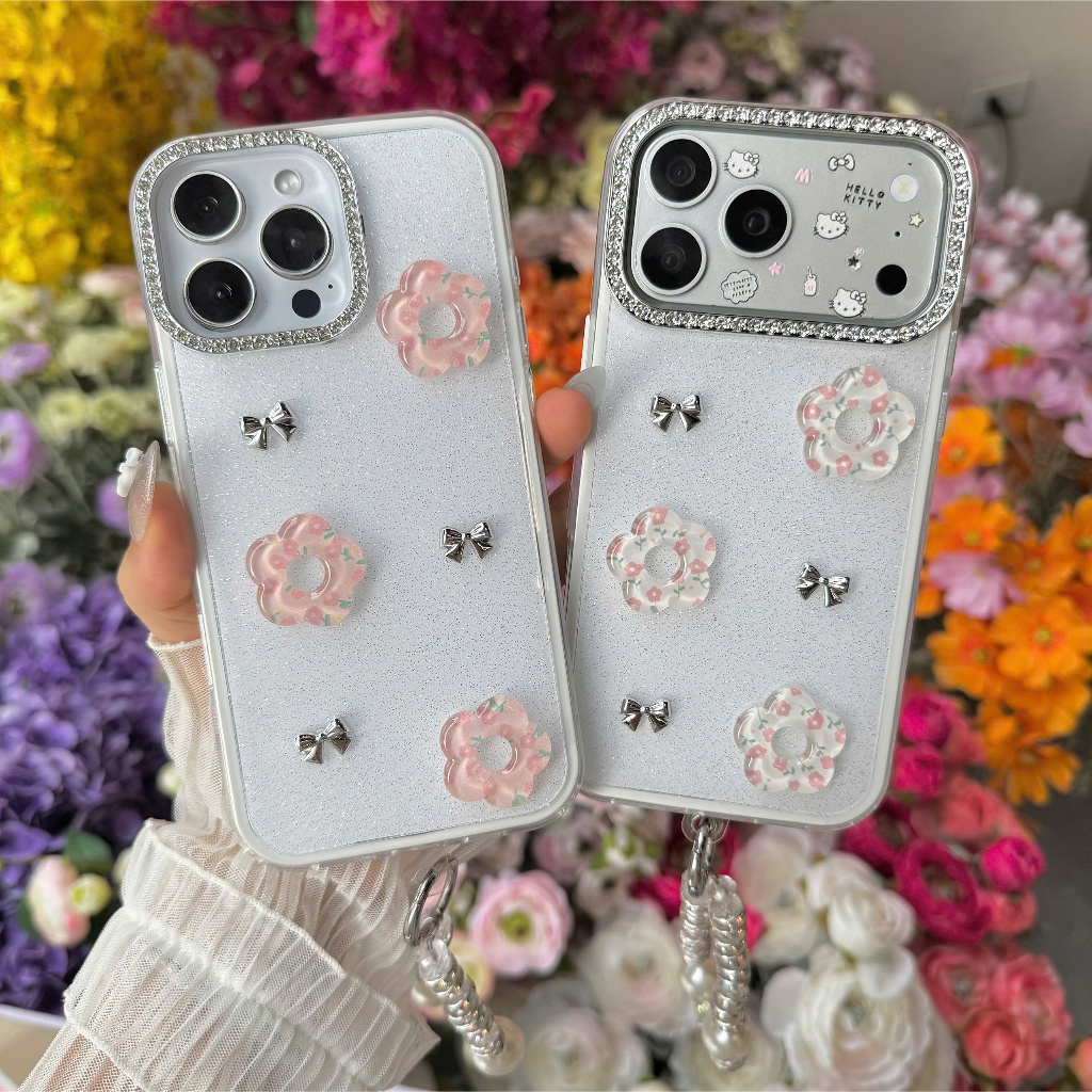 Ốp Lưng Iphone Nhũ Lấp Lánh Đính Hoa Trà & Nơ Bạc Sang Trọng