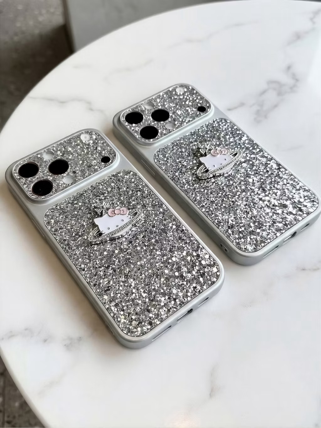 Ốp Lưng iPhone Glitter Kitty - Sang Trọng và Cute