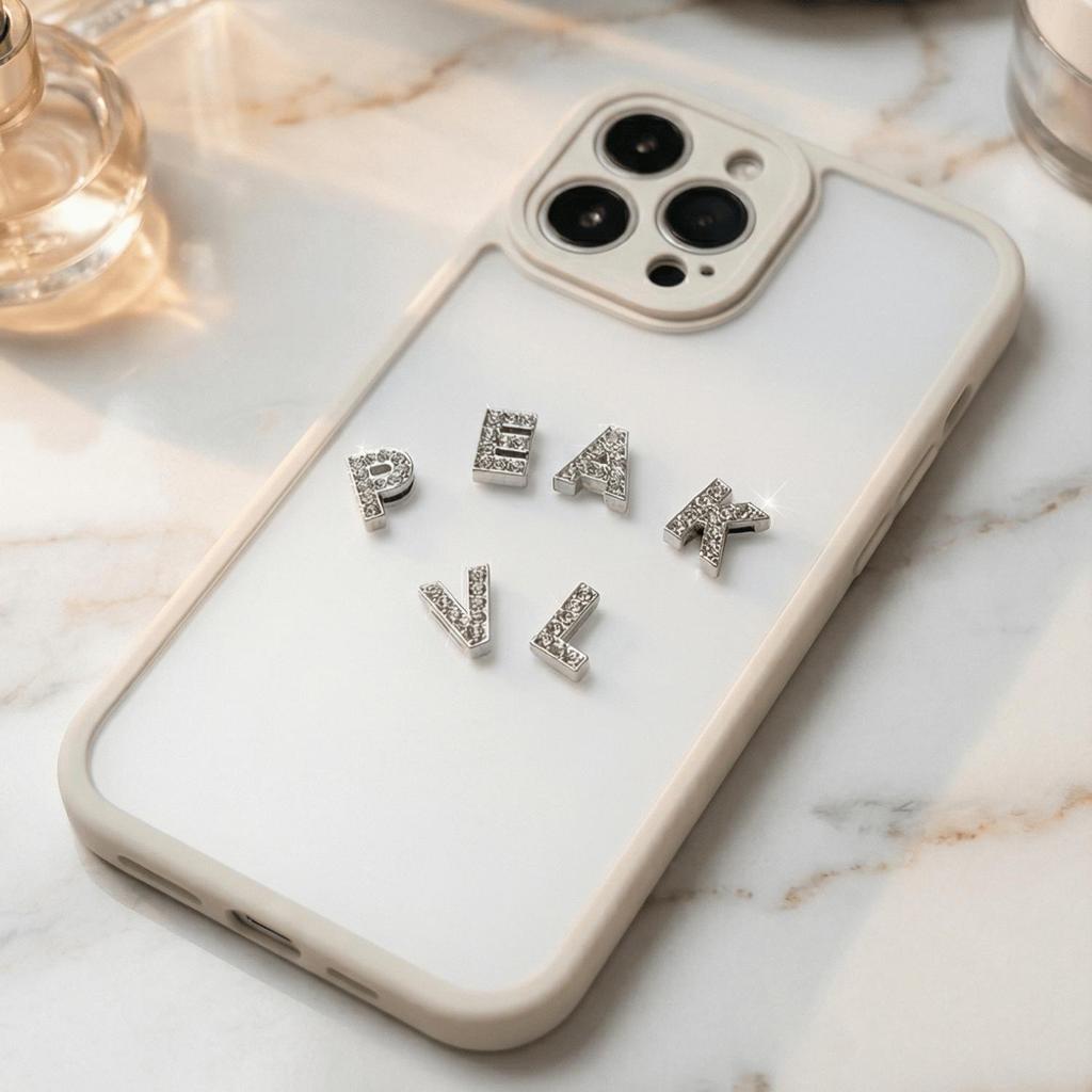 Ốp Lưng Iphone Màu Be Đính Chữ _ Bộ Sưu Tập 