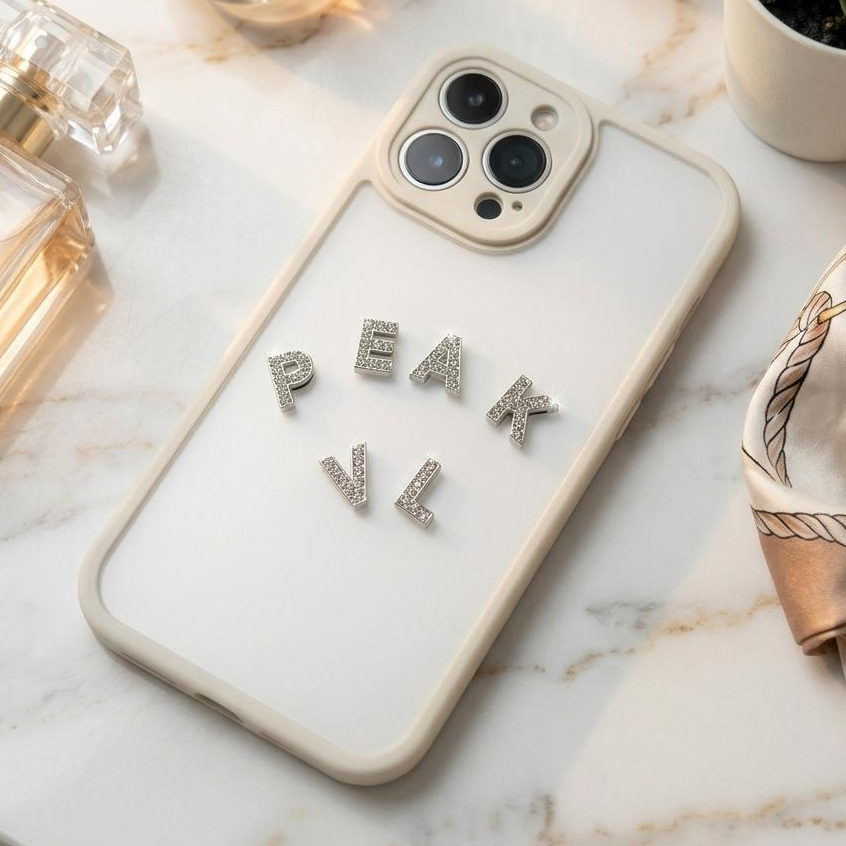 Ốp Lưng Iphone Màu Be Đính Chữ _ Bộ Sưu Tập 
